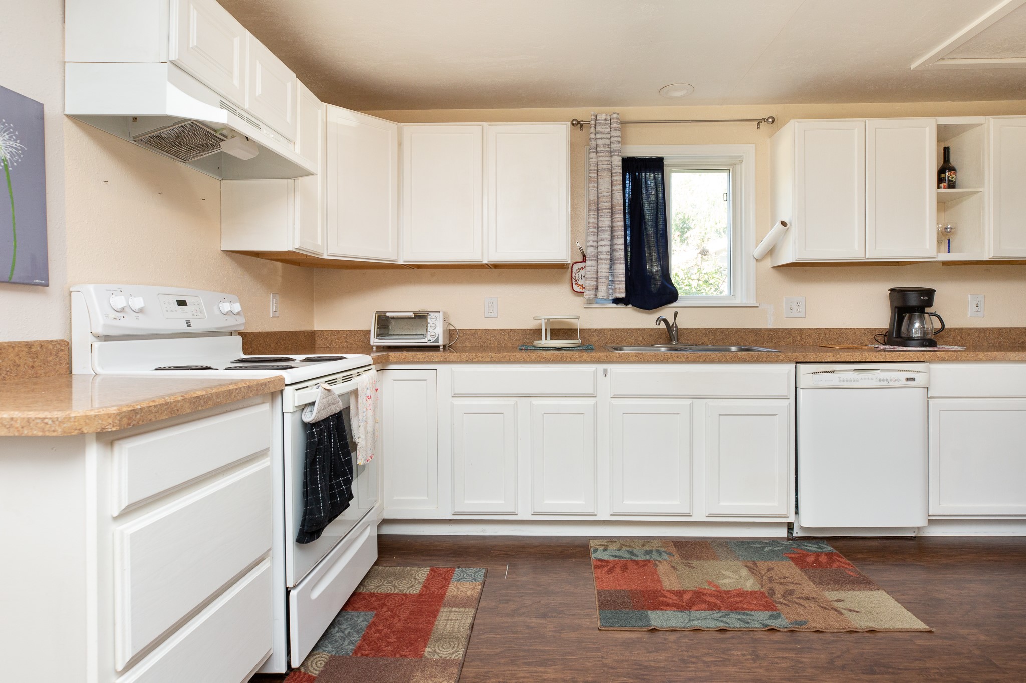 105 Peterson Place Property Photo 14