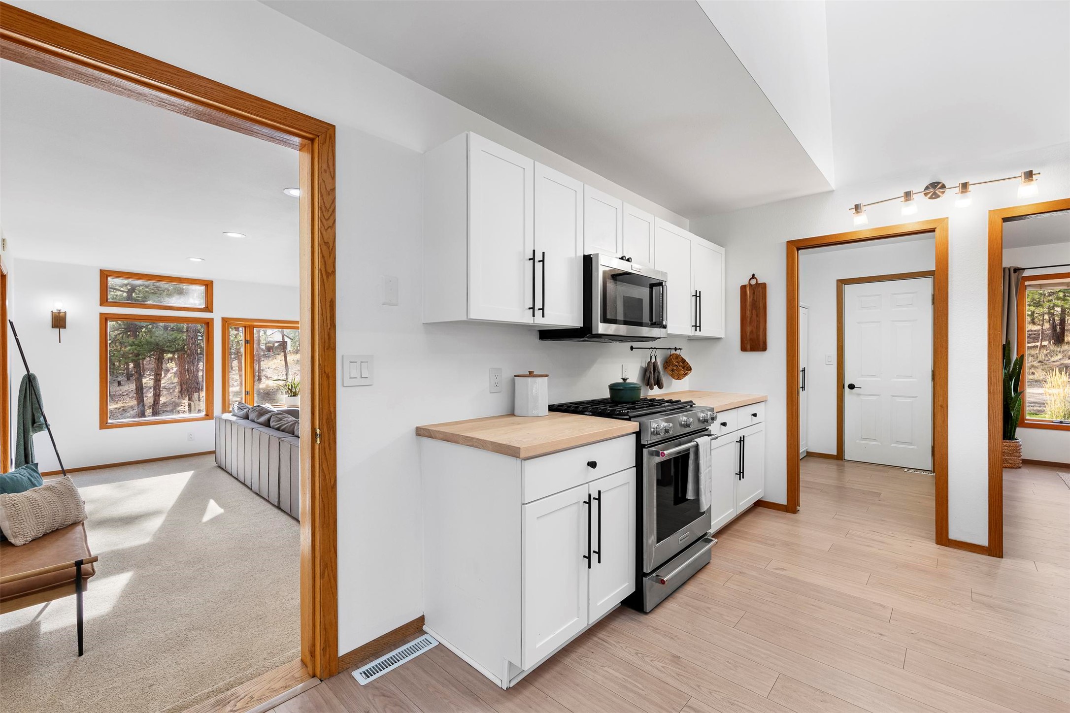 6 Antelope Way Property Photo 12