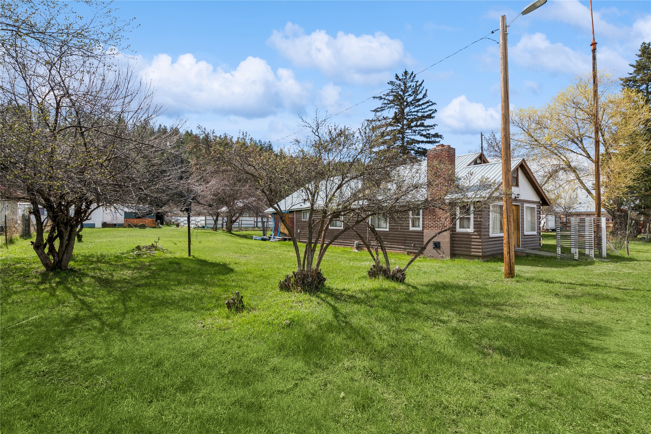 106 West Avenue S Property Photo 3