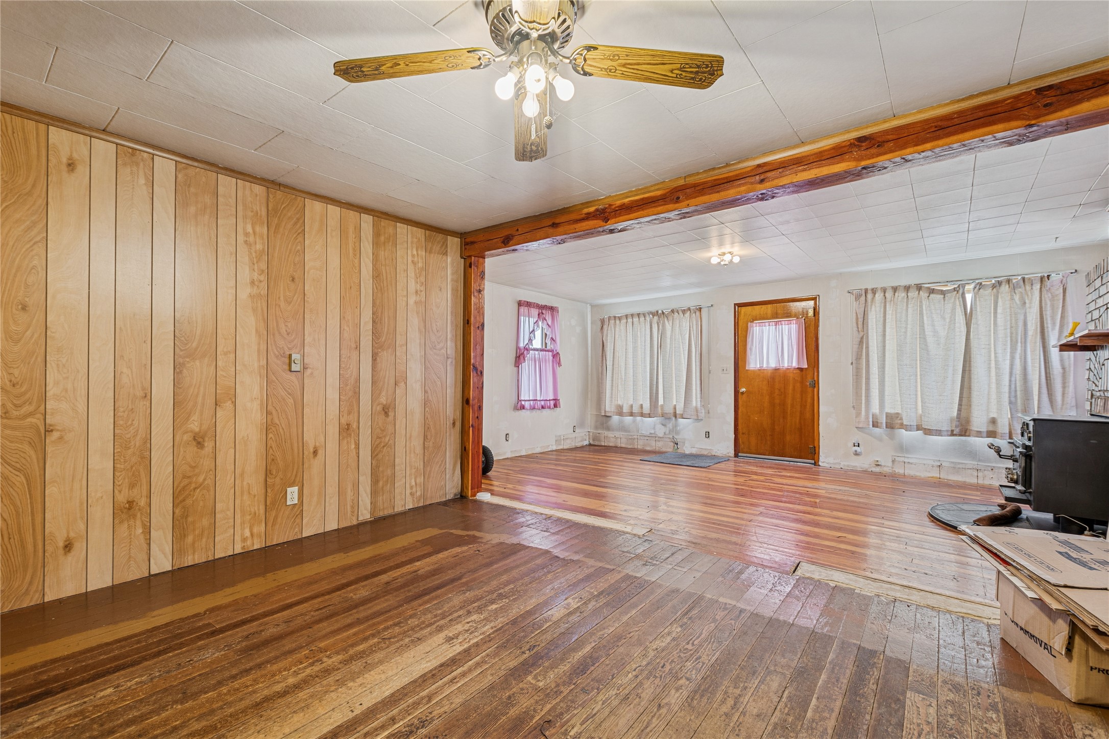 106 West Avenue S Property Photo 10
