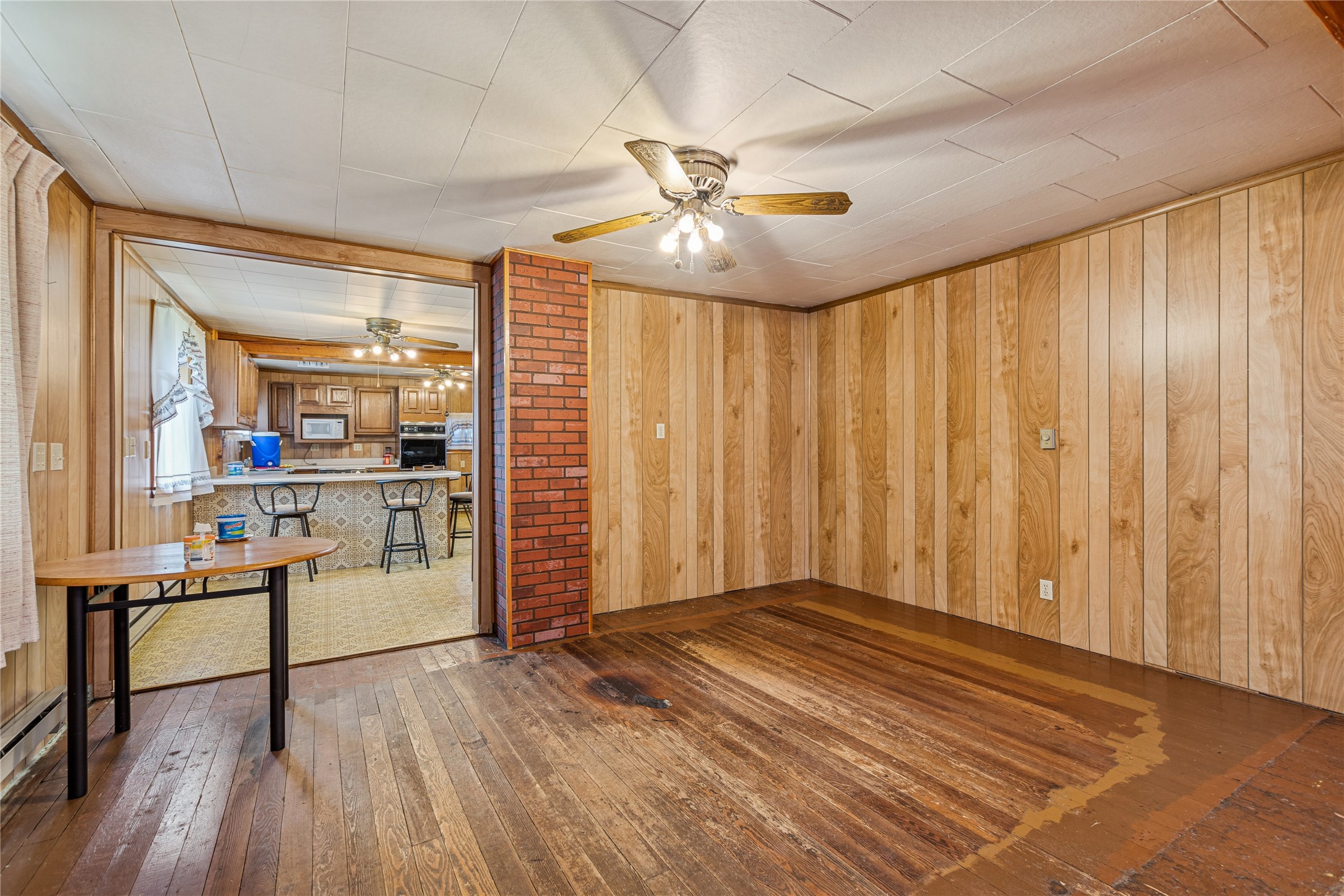 106 West Avenue S Property Photo 11