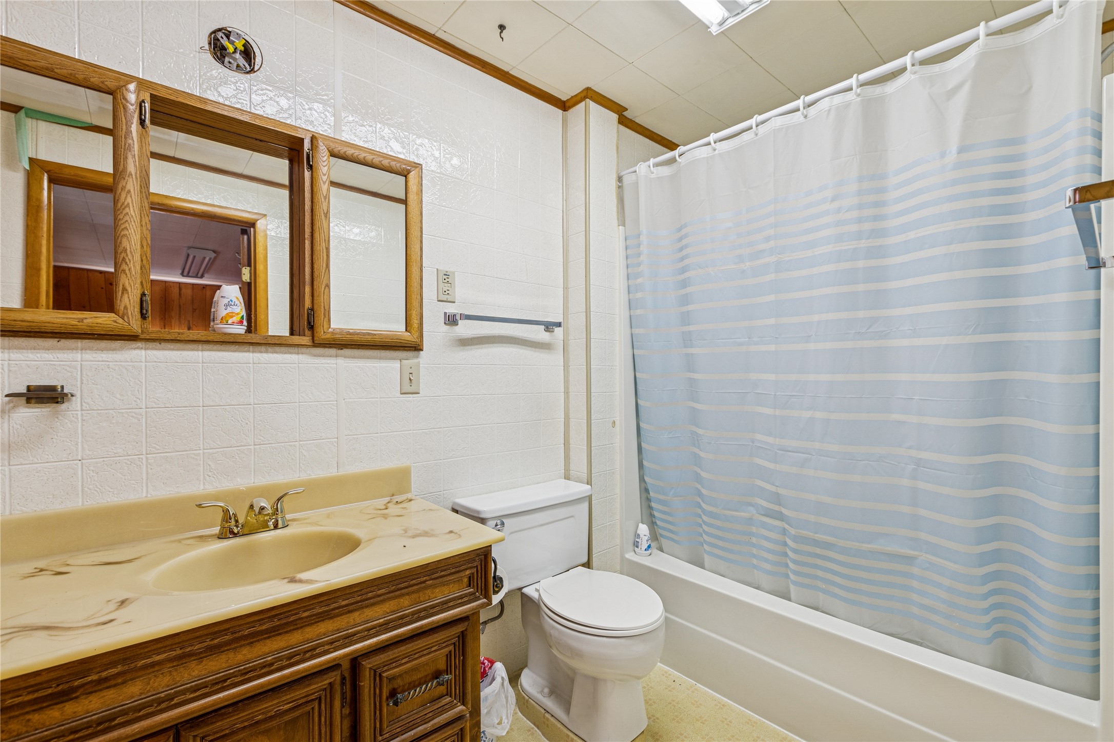 106 West Avenue S Property Photo 16