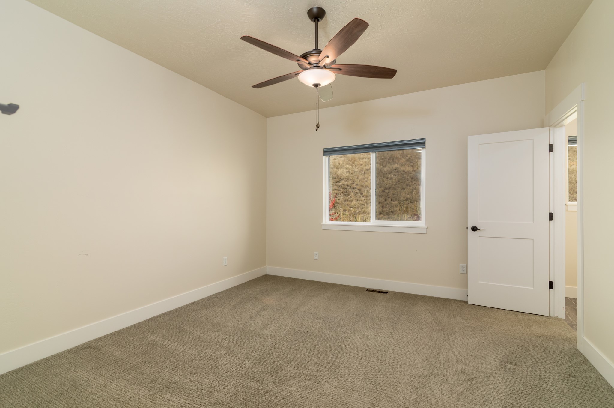 6987 Shaver Drive Property Photo 11