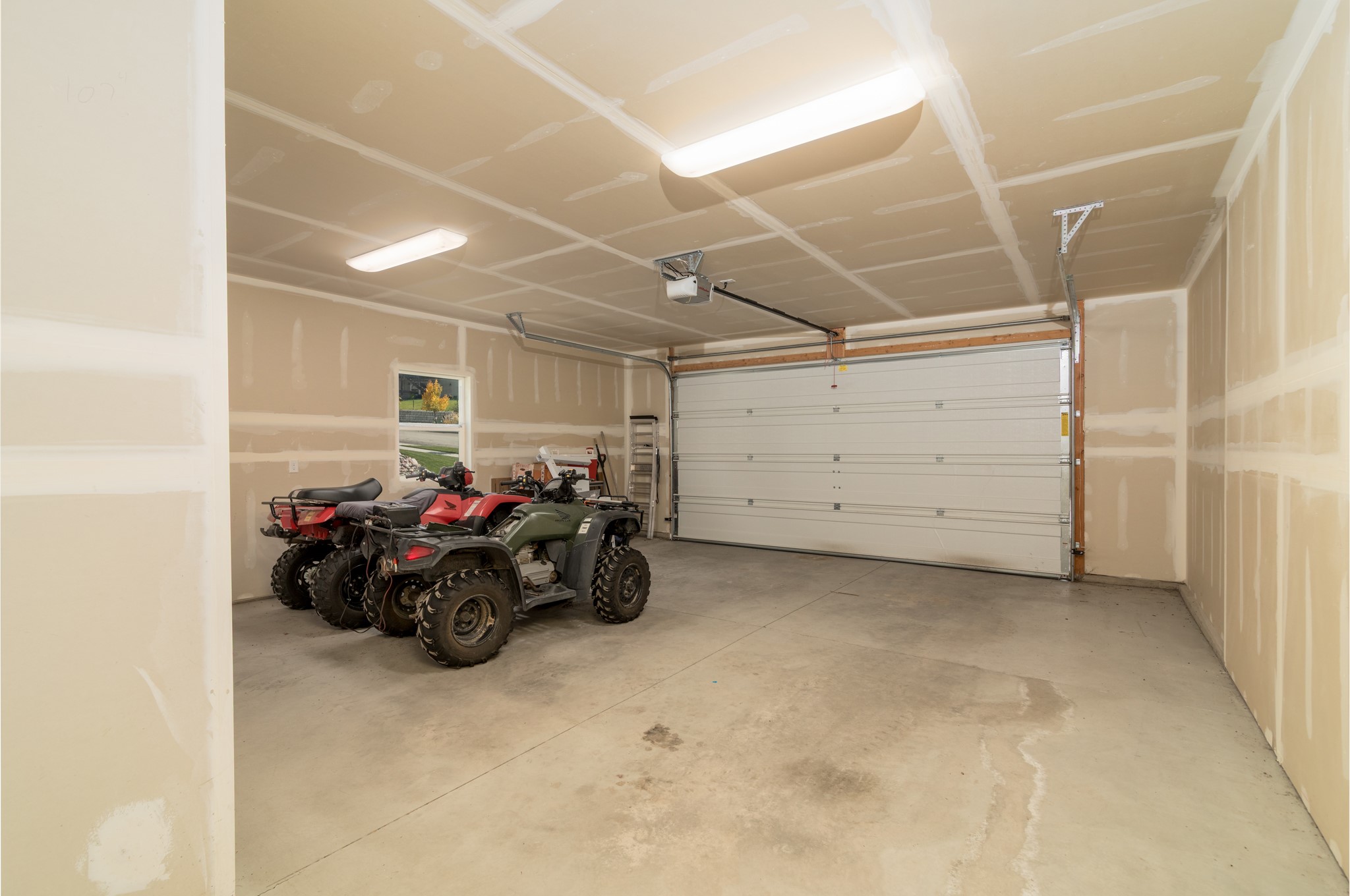 6987 Shaver Drive Property Photo 24
