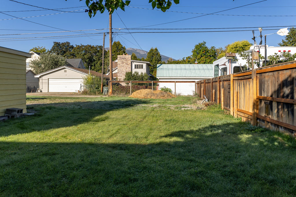 311 N 4th Street Property Photo 19