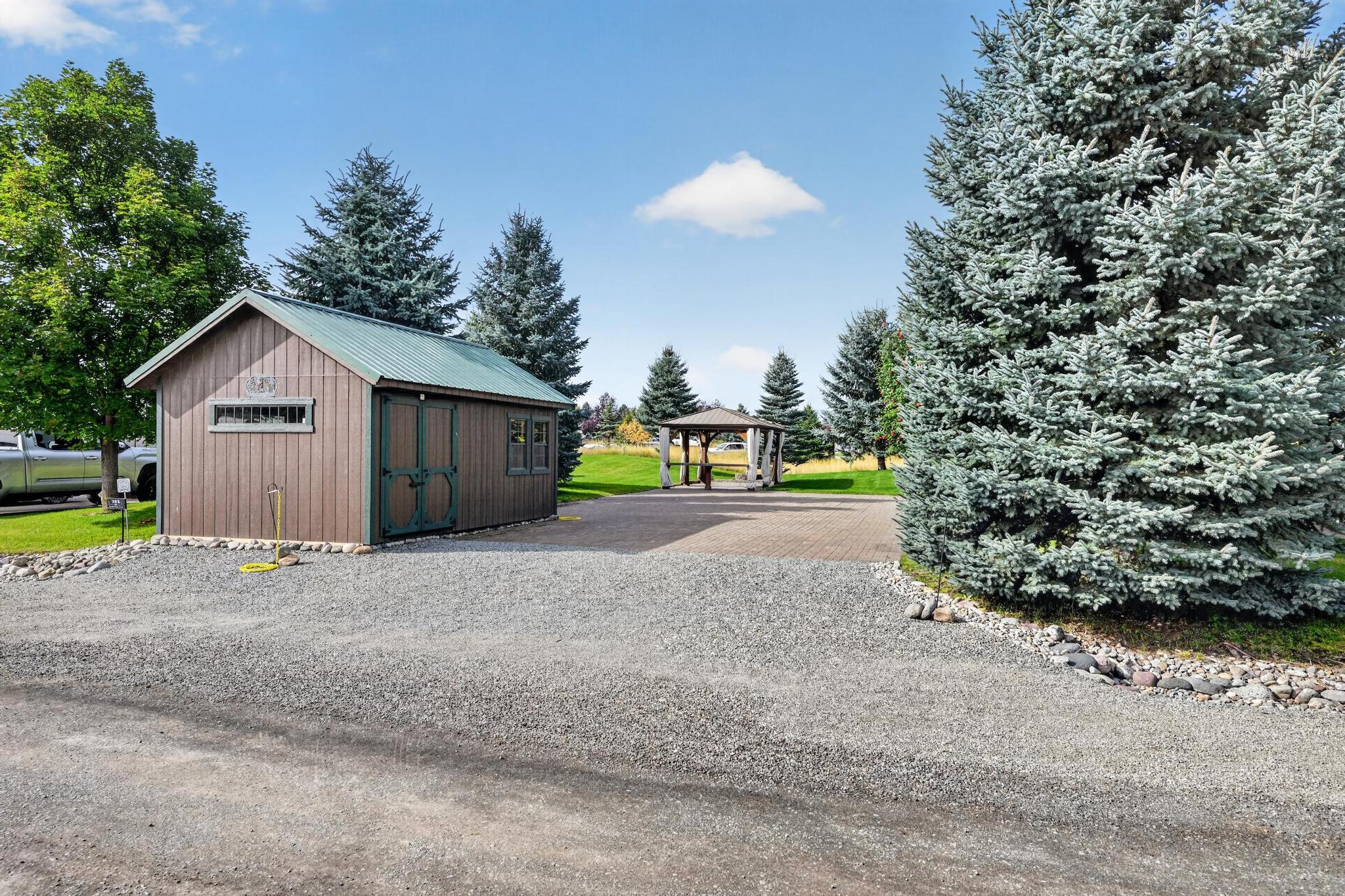 305 Kingfisher Loop Property Photo 18