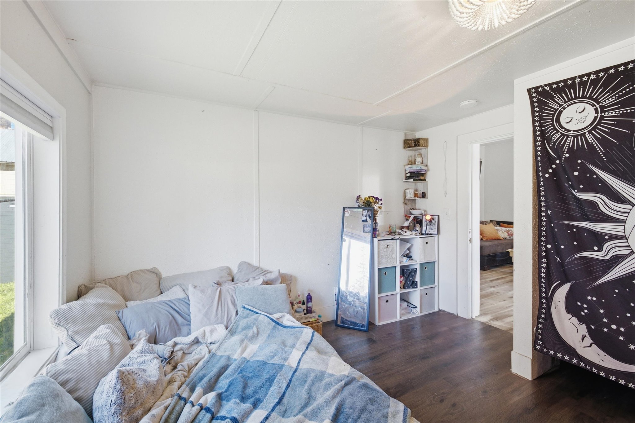 537 2nd Street W Property Photo 11