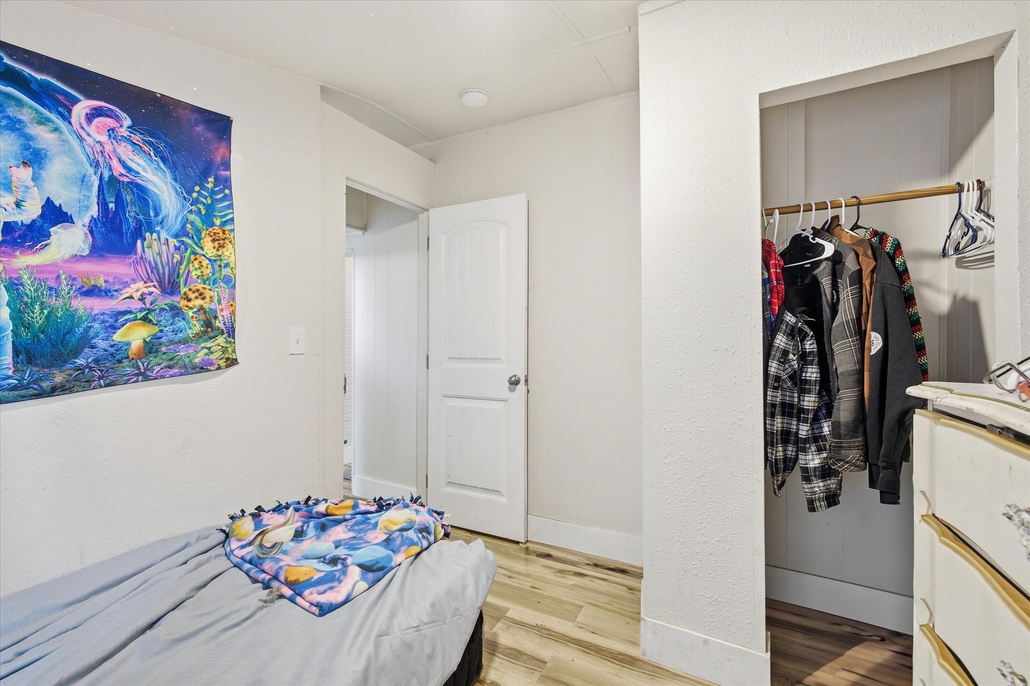 537 2nd Street W Property Photo 13
