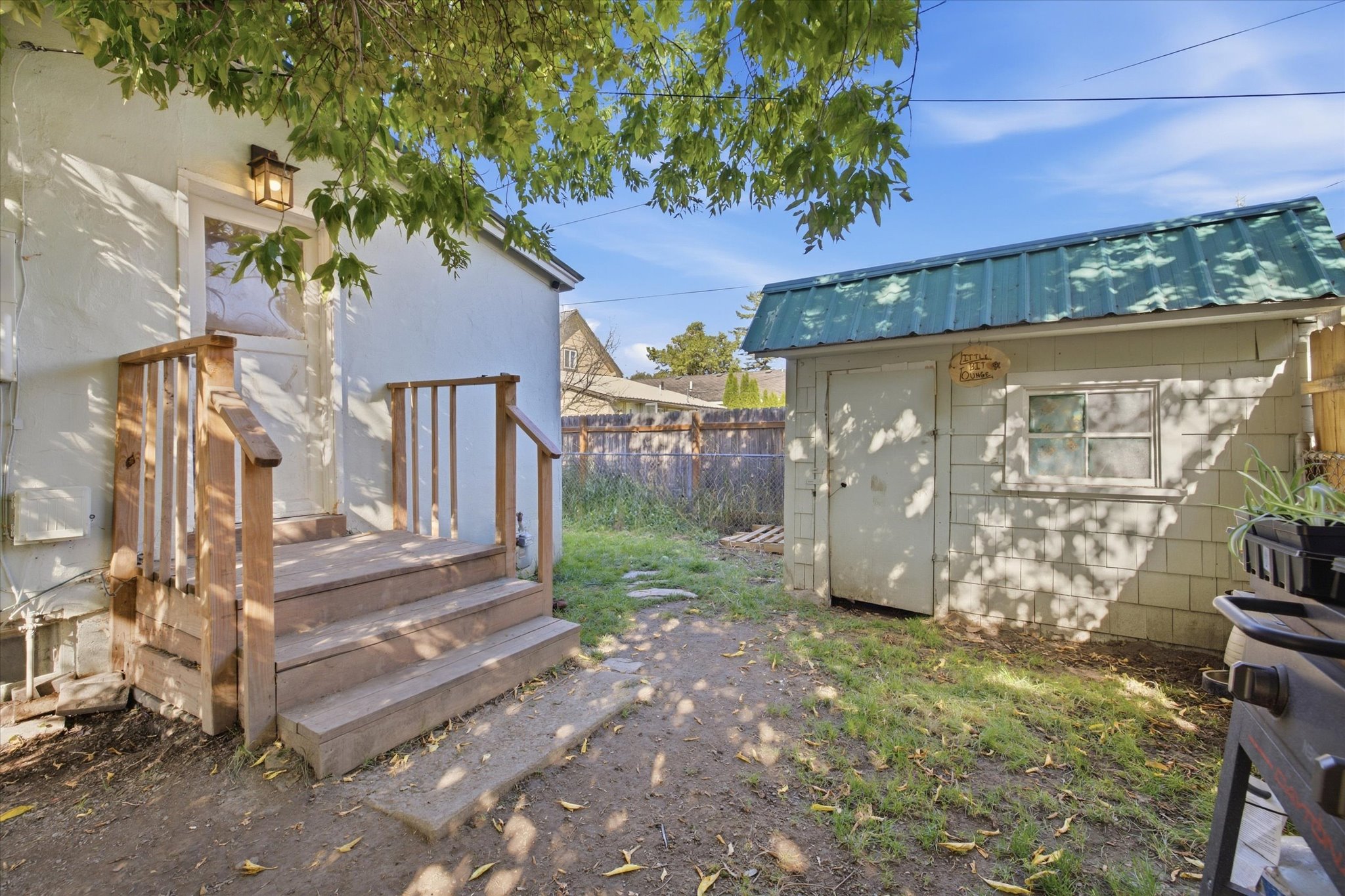 537 2nd Street W Property Photo 19