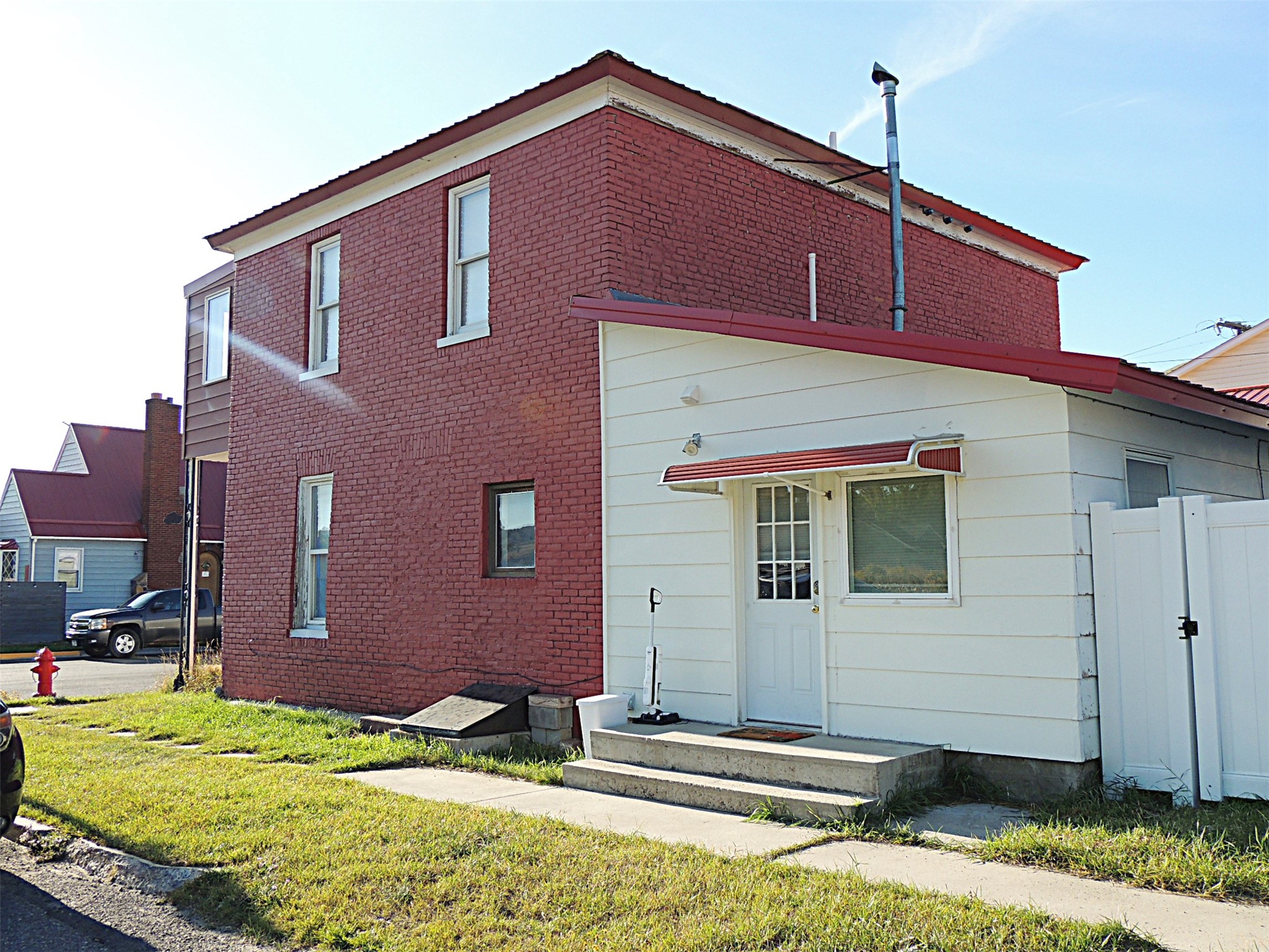 2 Cherry Street Property Photo 2