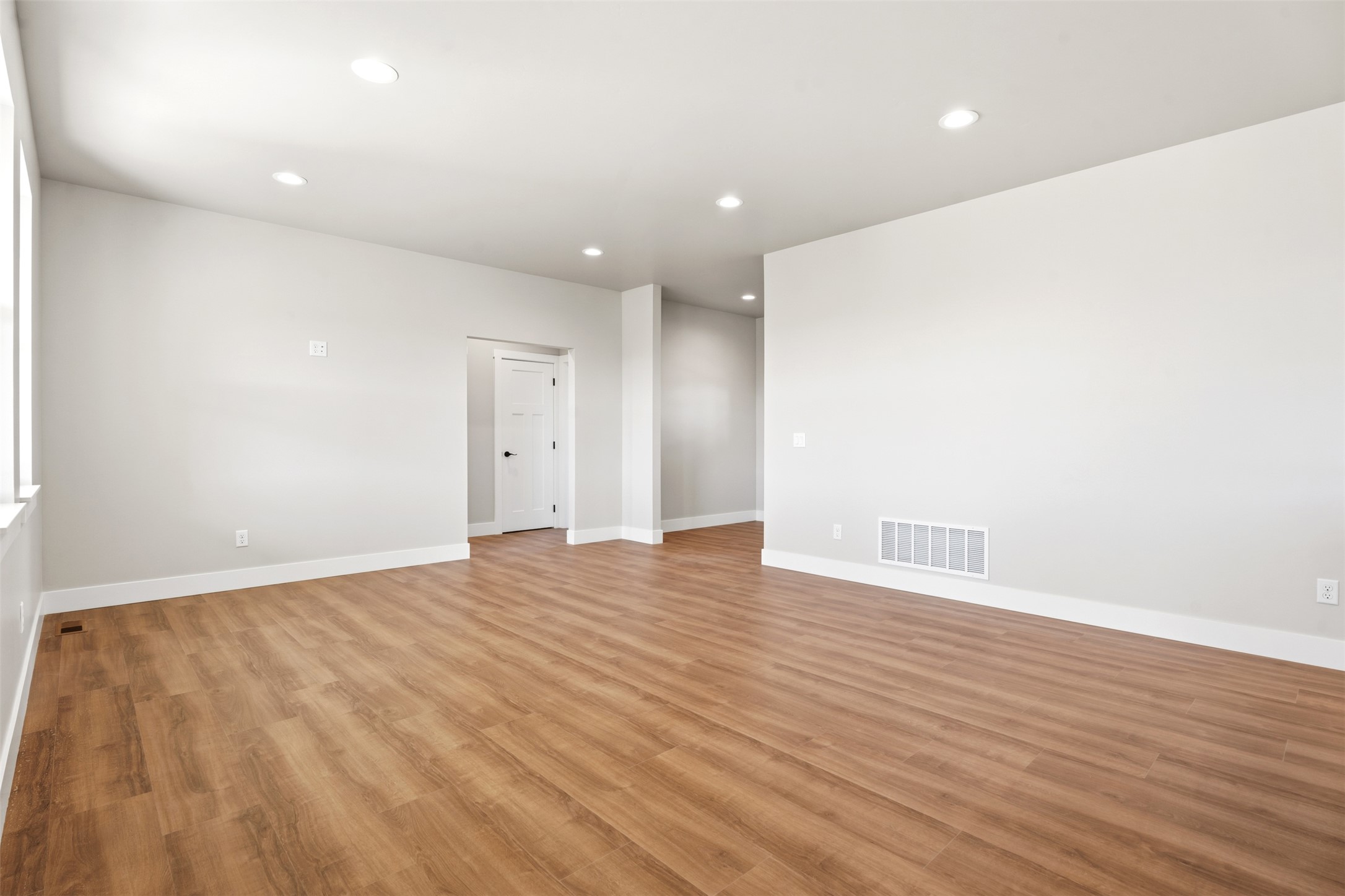 454 Rio Lane Property Photo 11