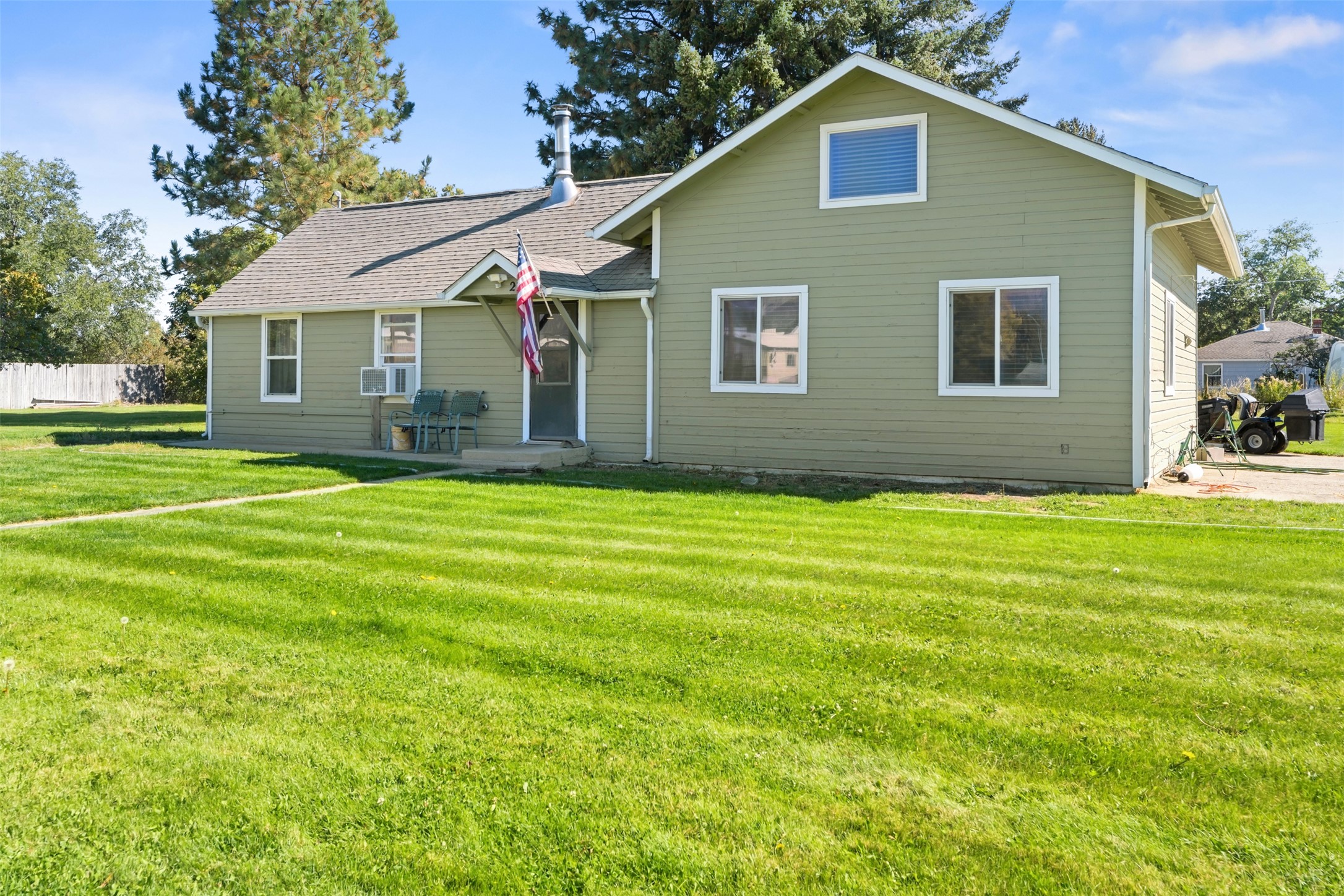 232 Honey Lane Property Photo 4
