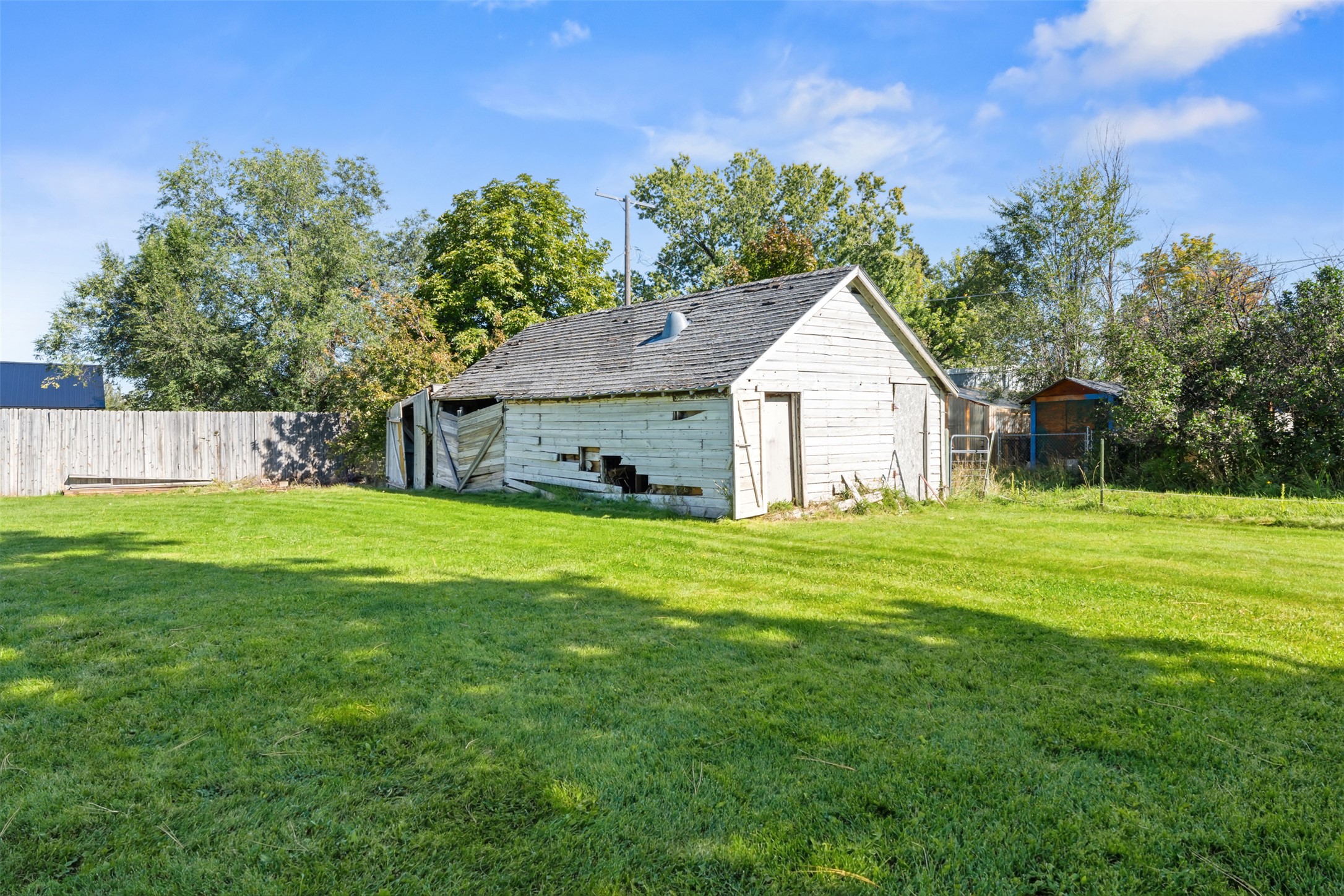 232 Honey Lane Property Photo 8