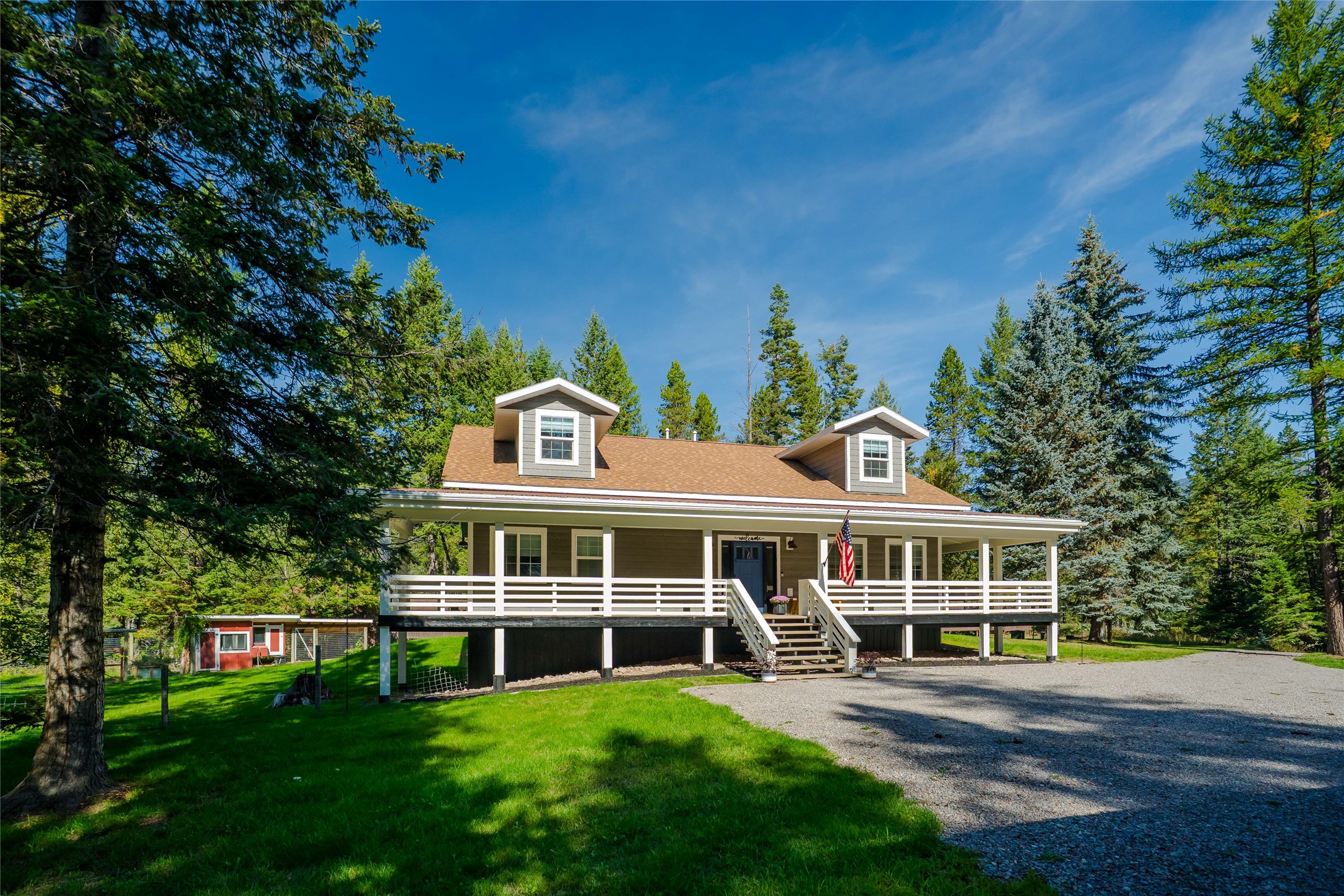 4926 Foothill Road Property Photo 4