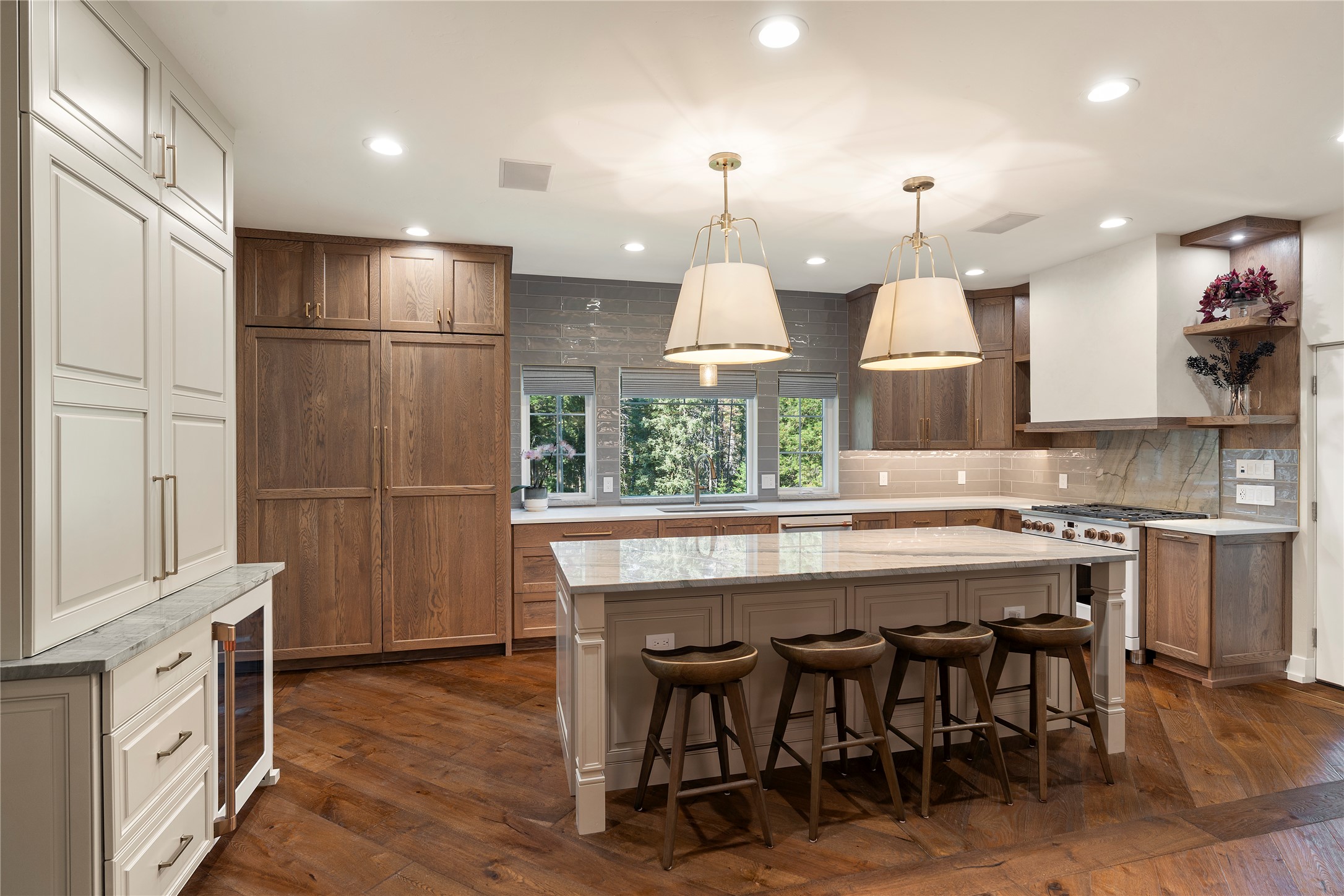 4926 Foothill Road Property Photo 15