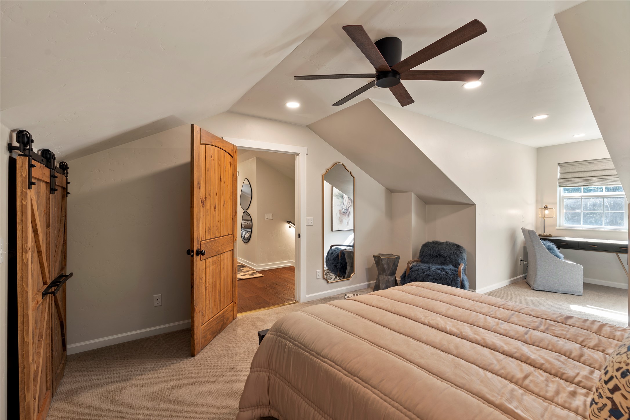 4926 Foothill Road Property Photo 43