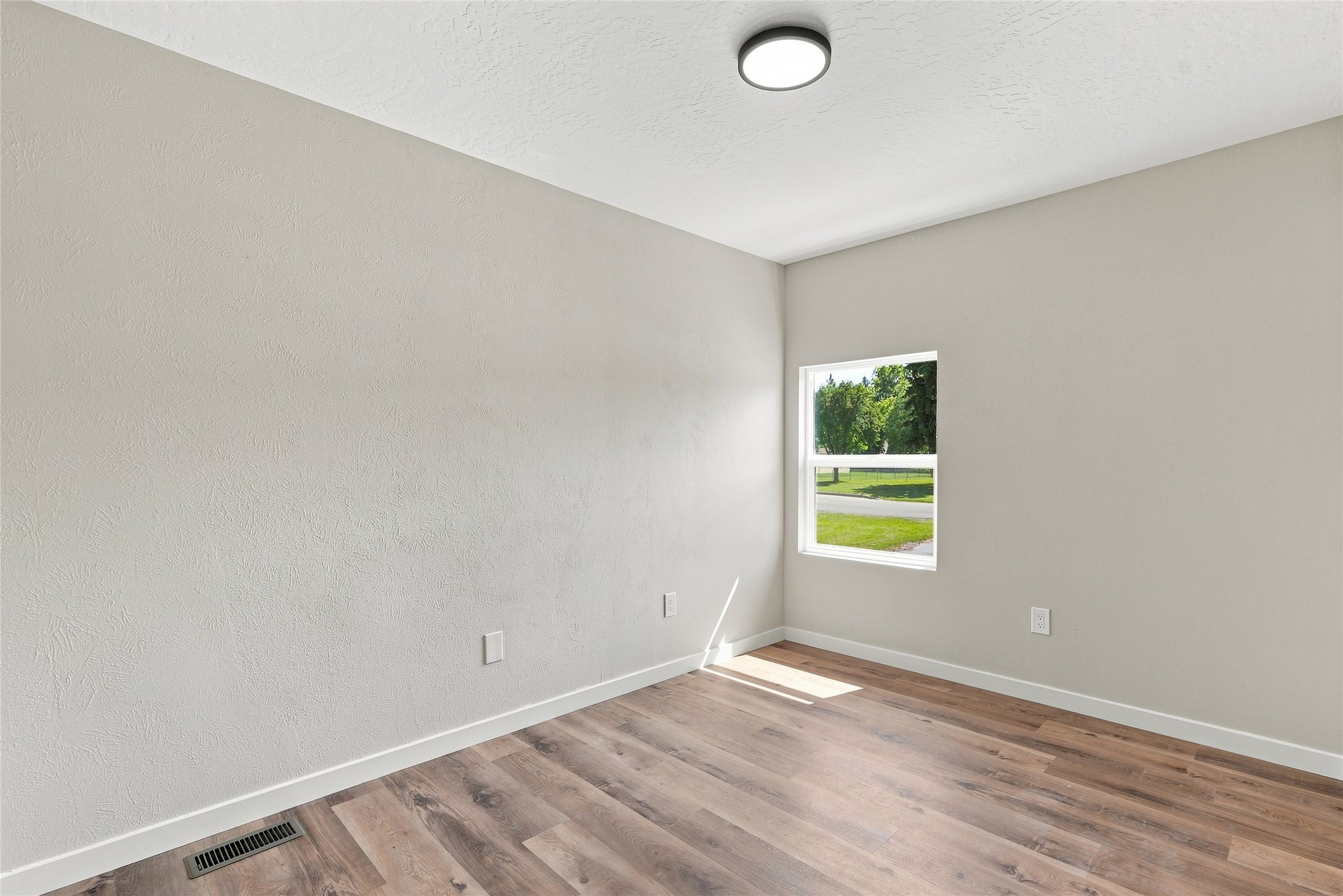3412 Helena Drive Property Photo 18