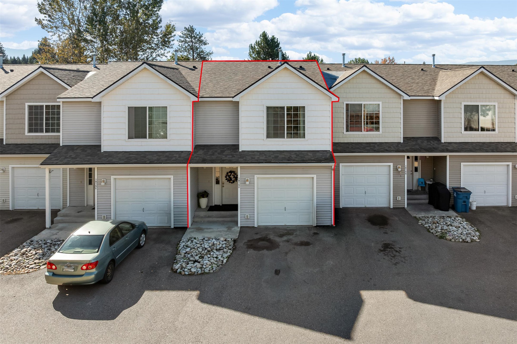 1915 Montana Street F Property Photo 4