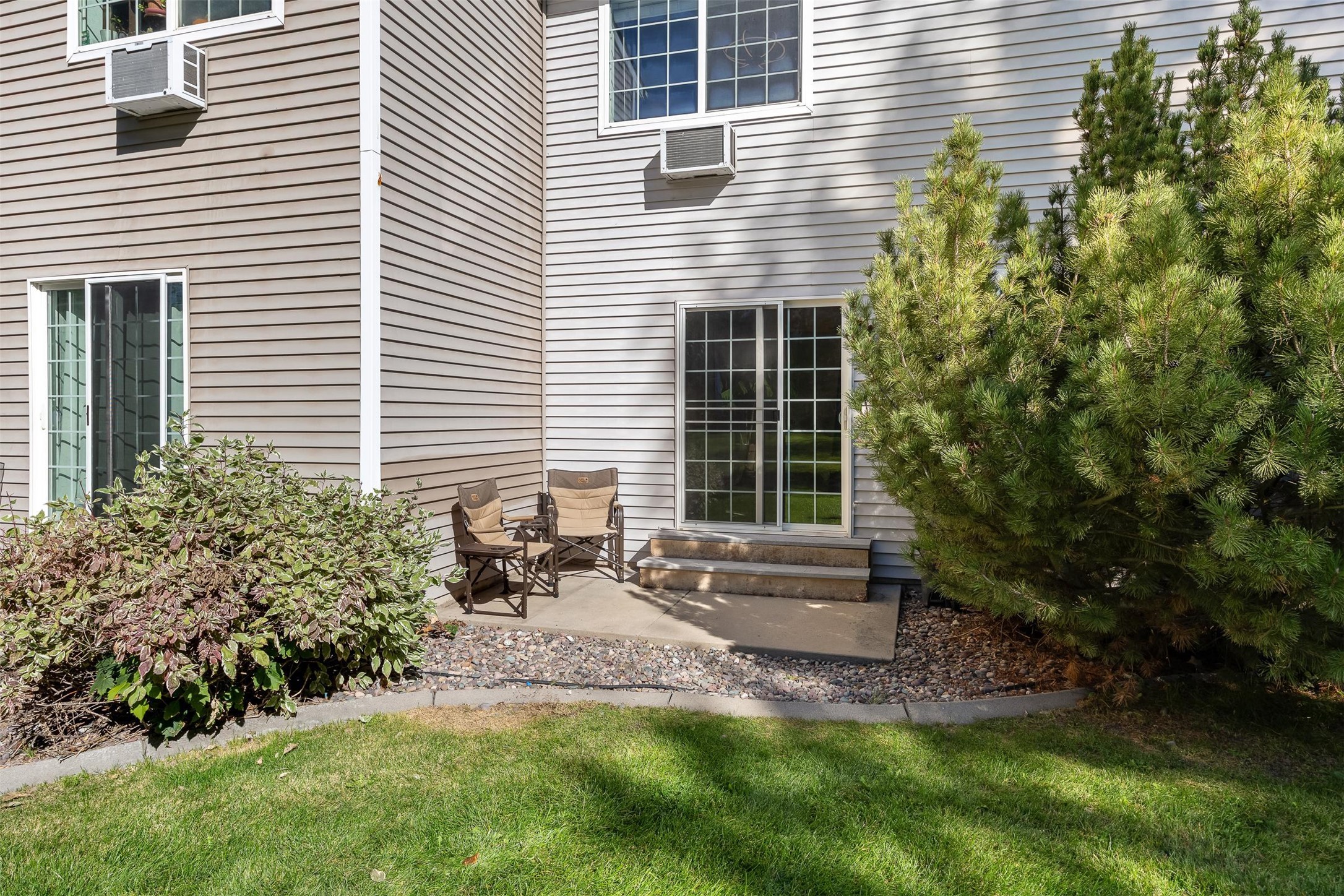 1915 Montana Street F Property Photo 14
