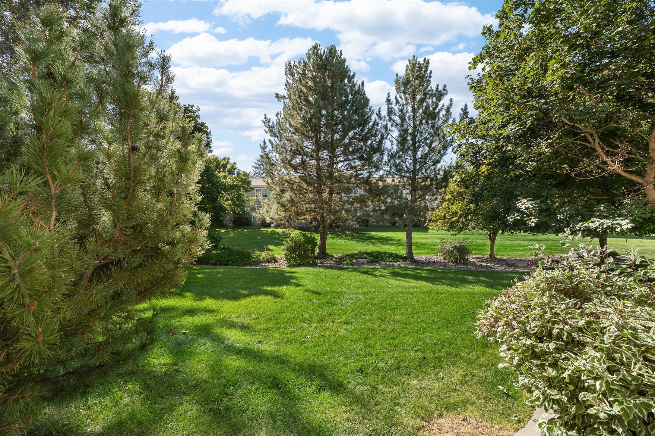 1915 Montana Street F Property Photo 15