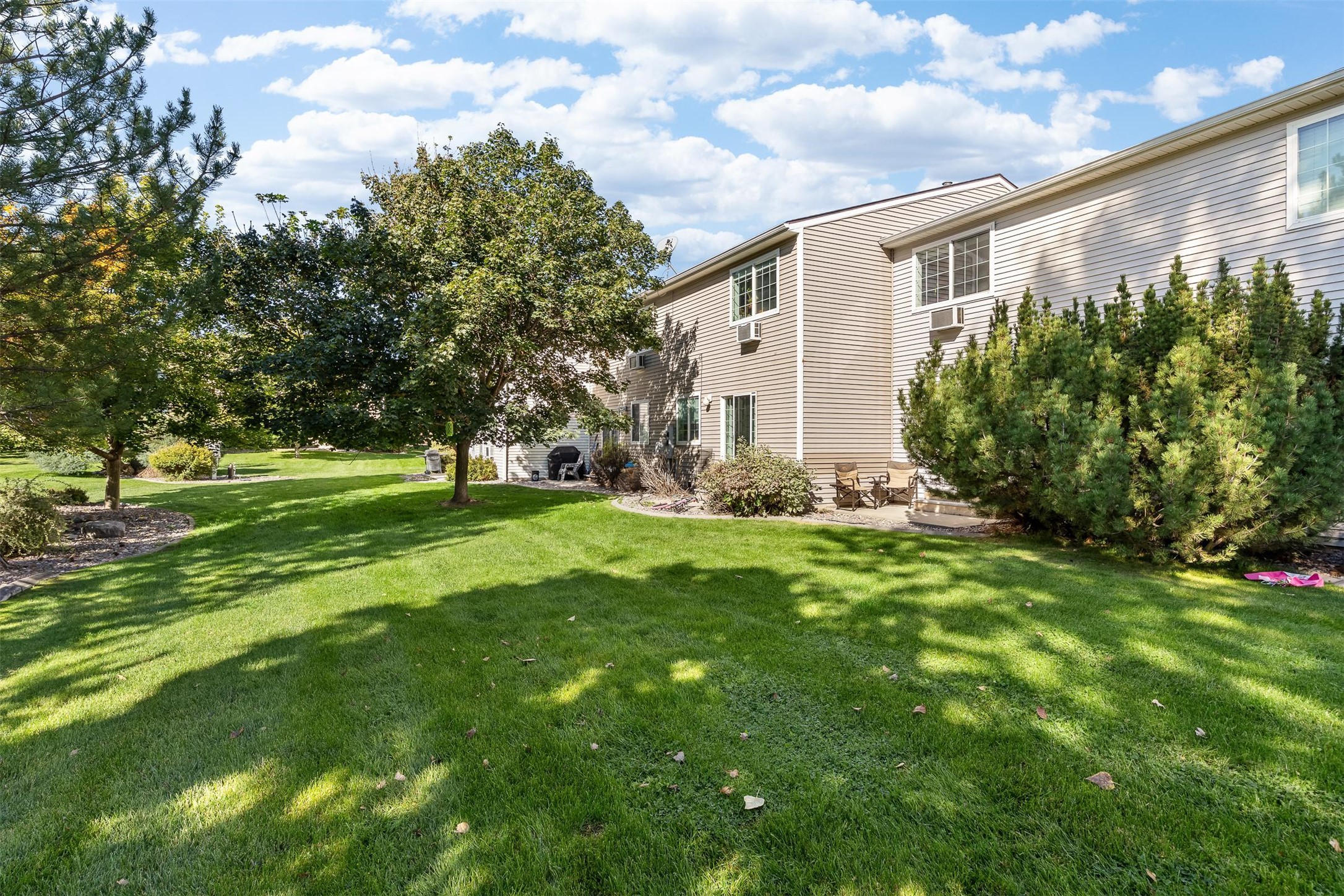 1915 Montana Street F Property Photo 16