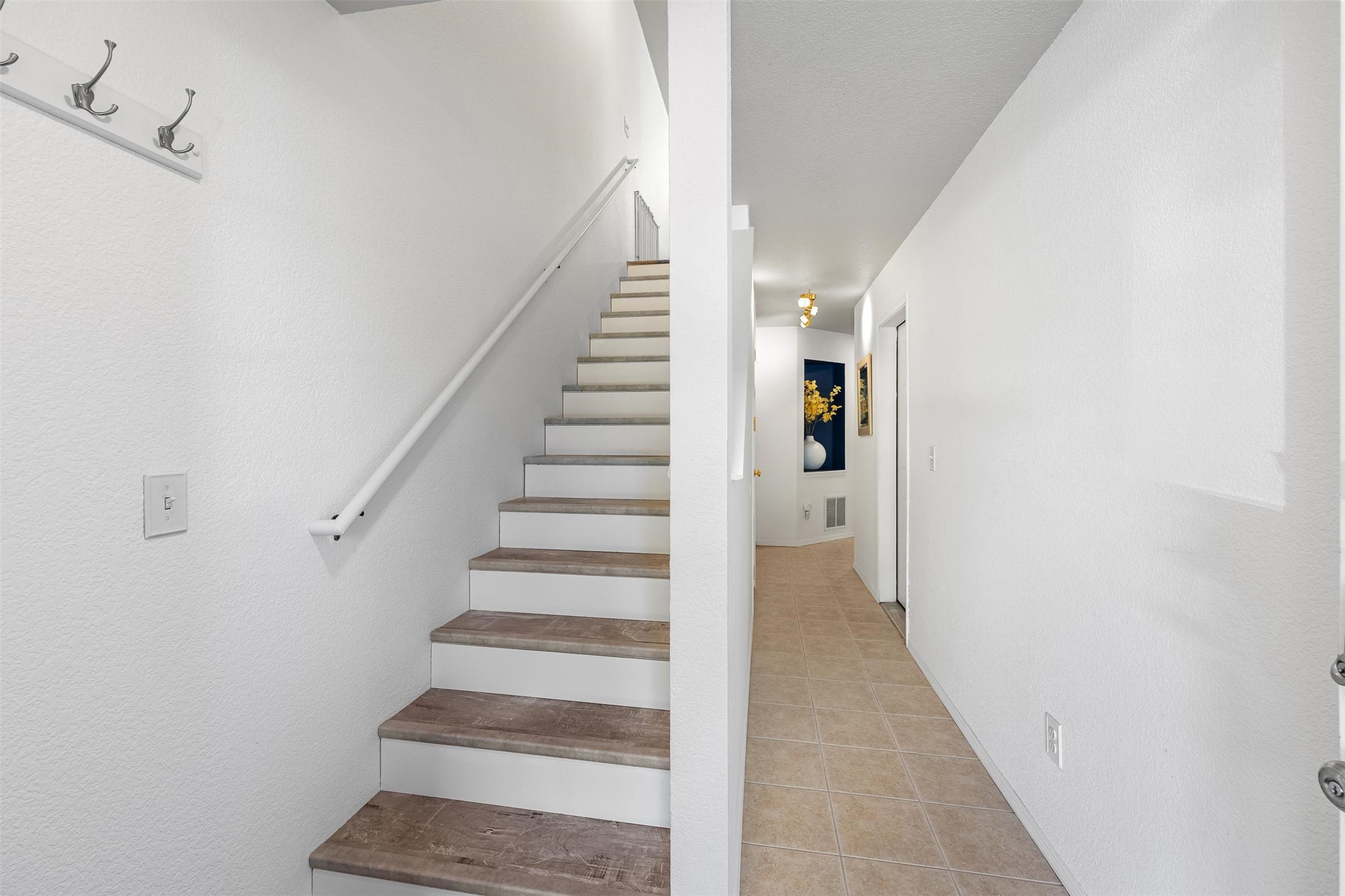 1915 Montana Street F Property Photo 18