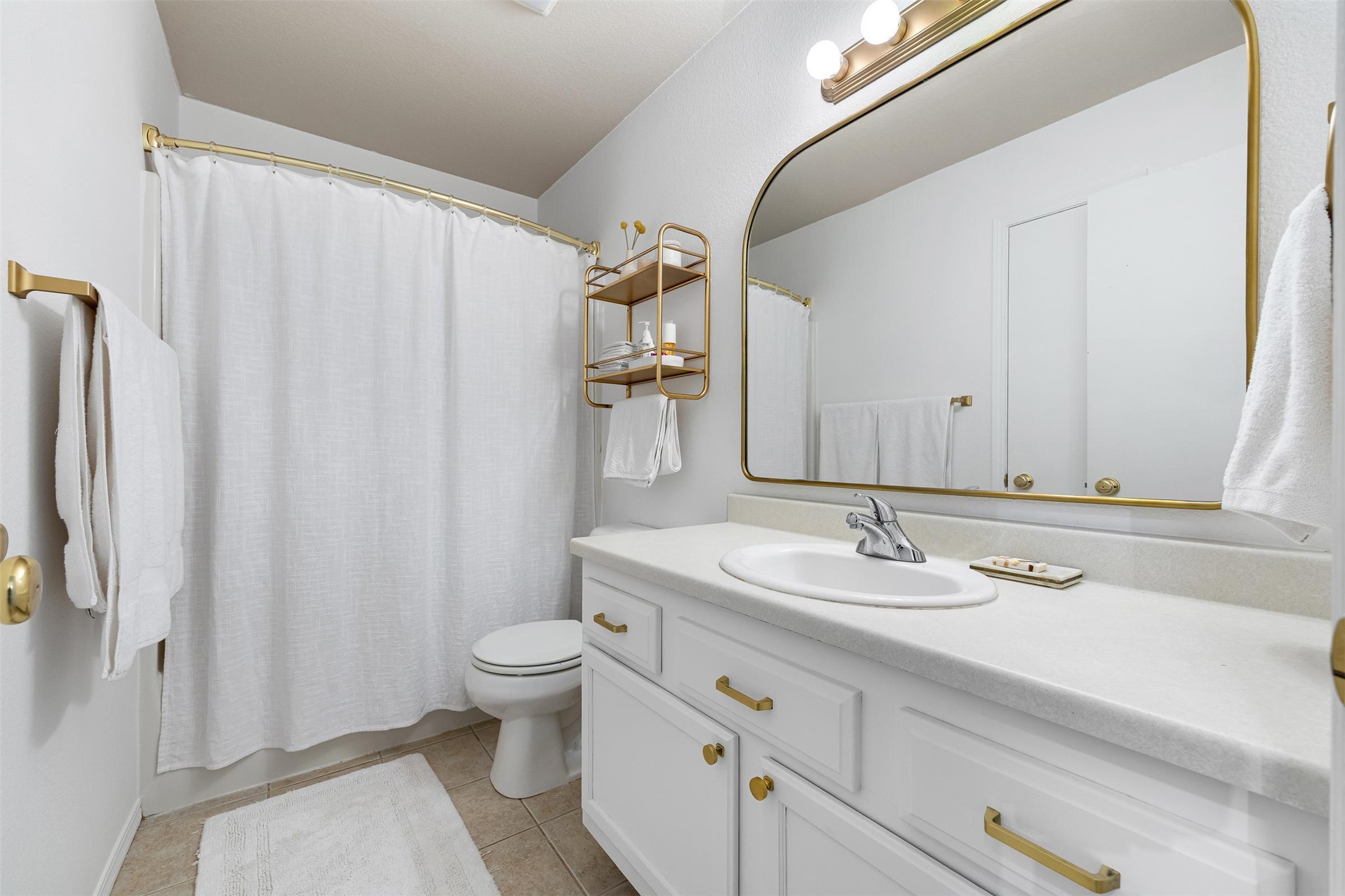 1915 Montana Street F Property Photo 24