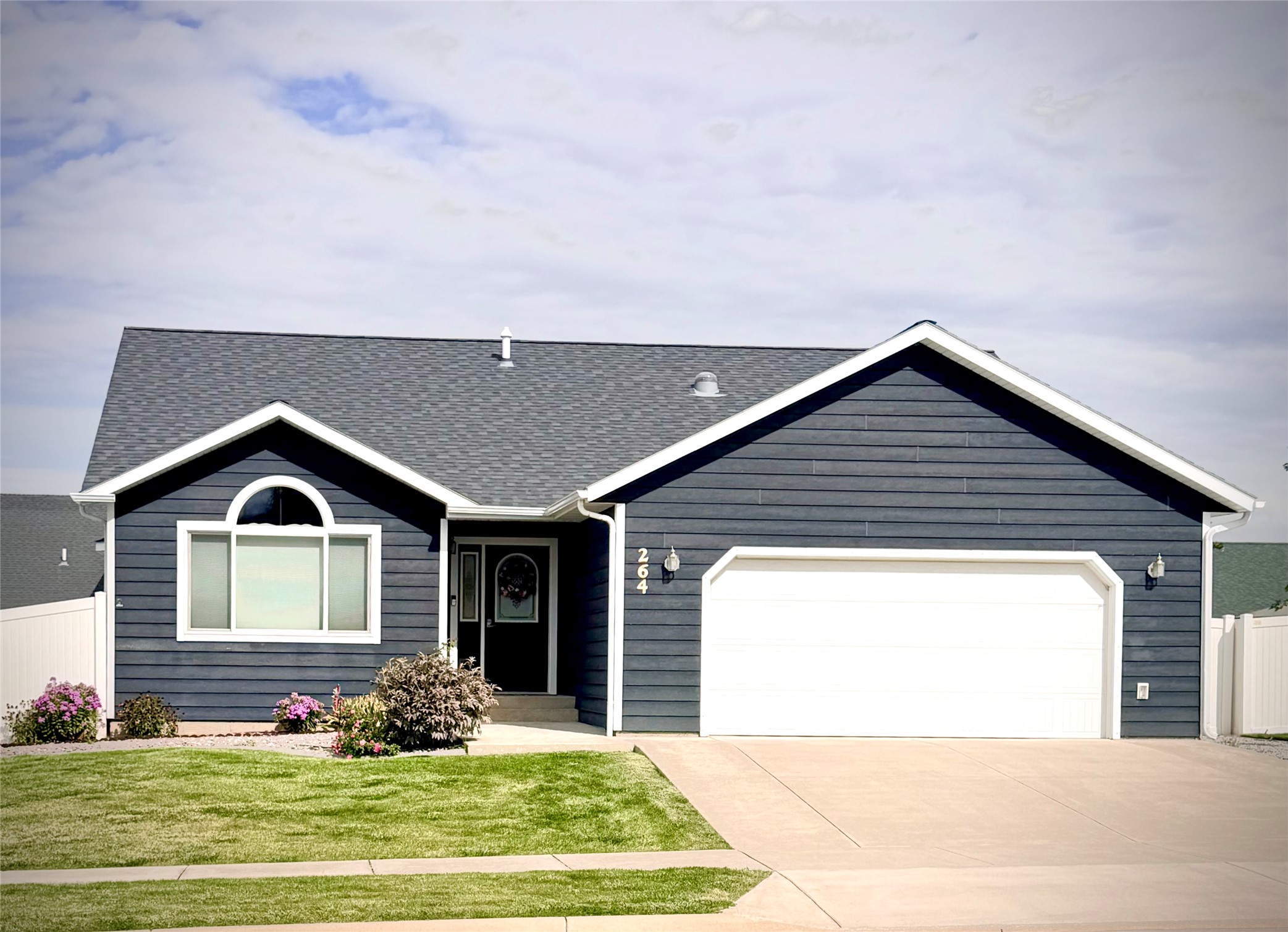 264 Northgate Loop Property Photo 1