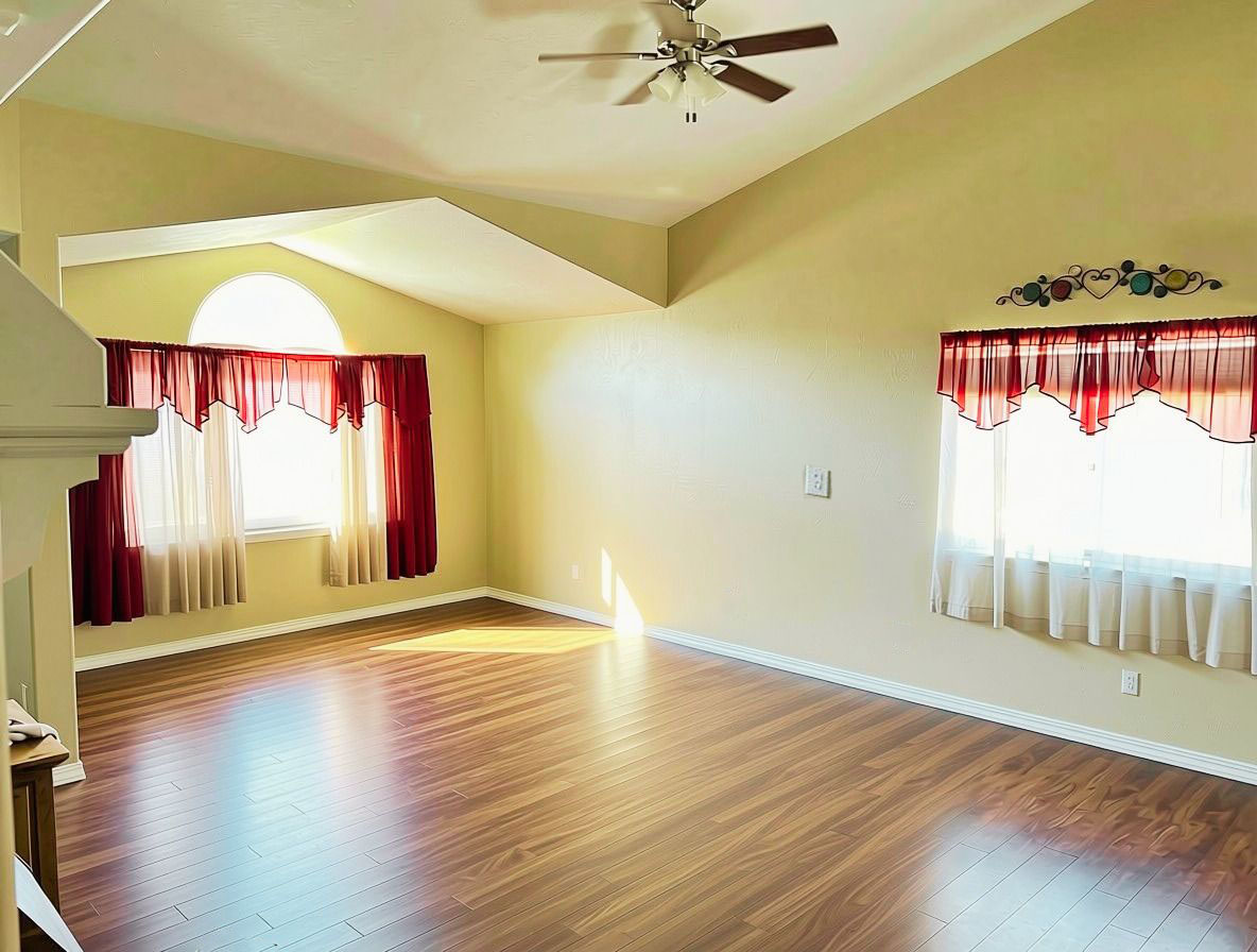 264 Northgate Loop Property Photo 4