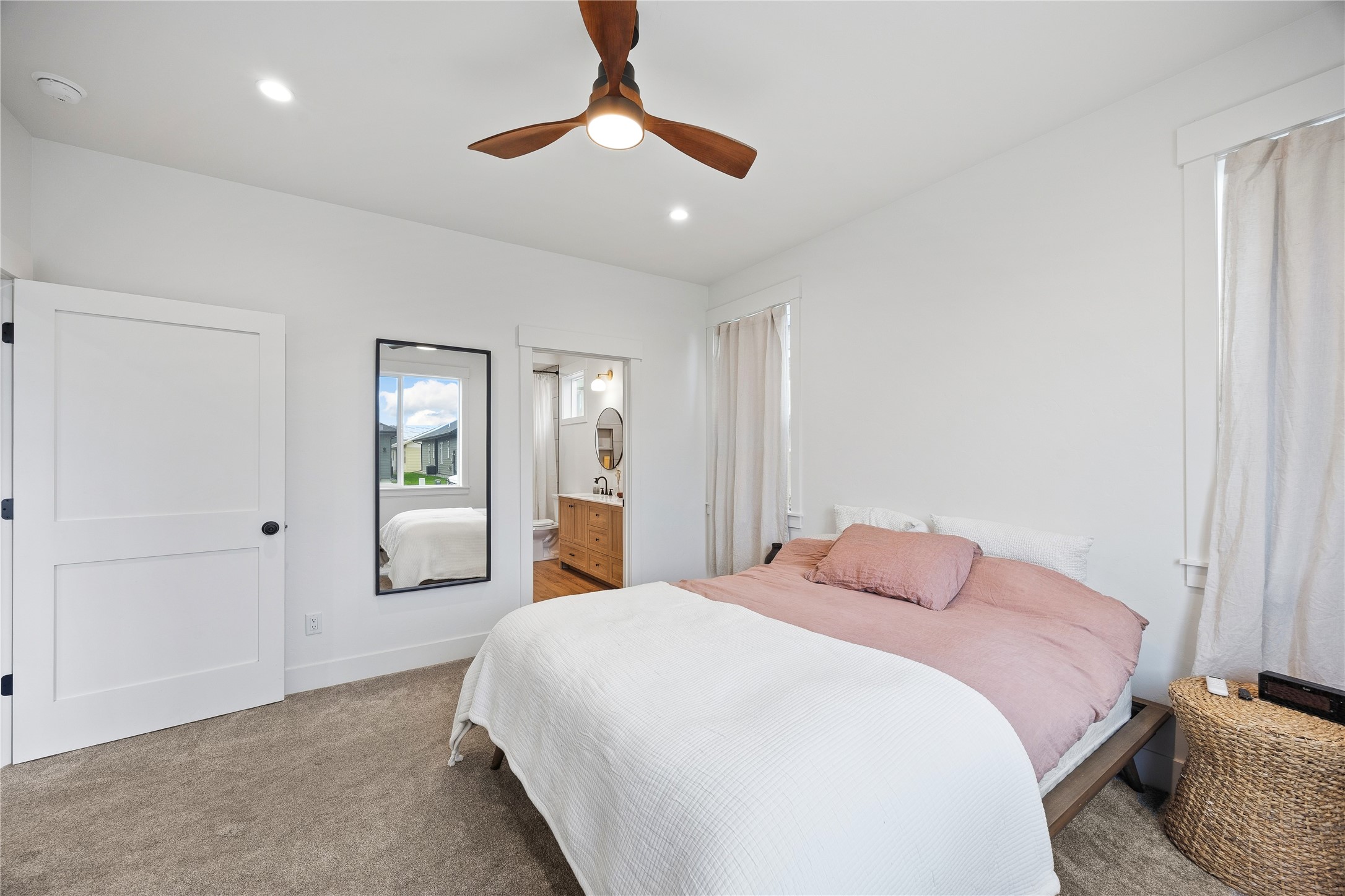 821 Rivet Way Property Photo 17