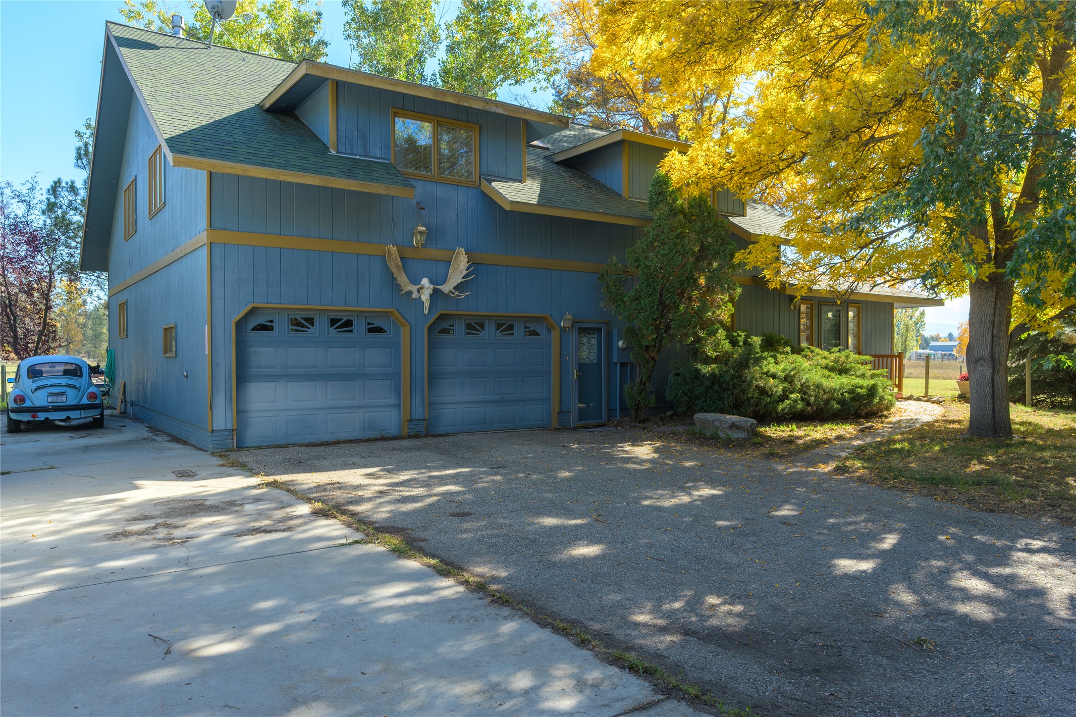 5808 Fox Trail Property Photo 1