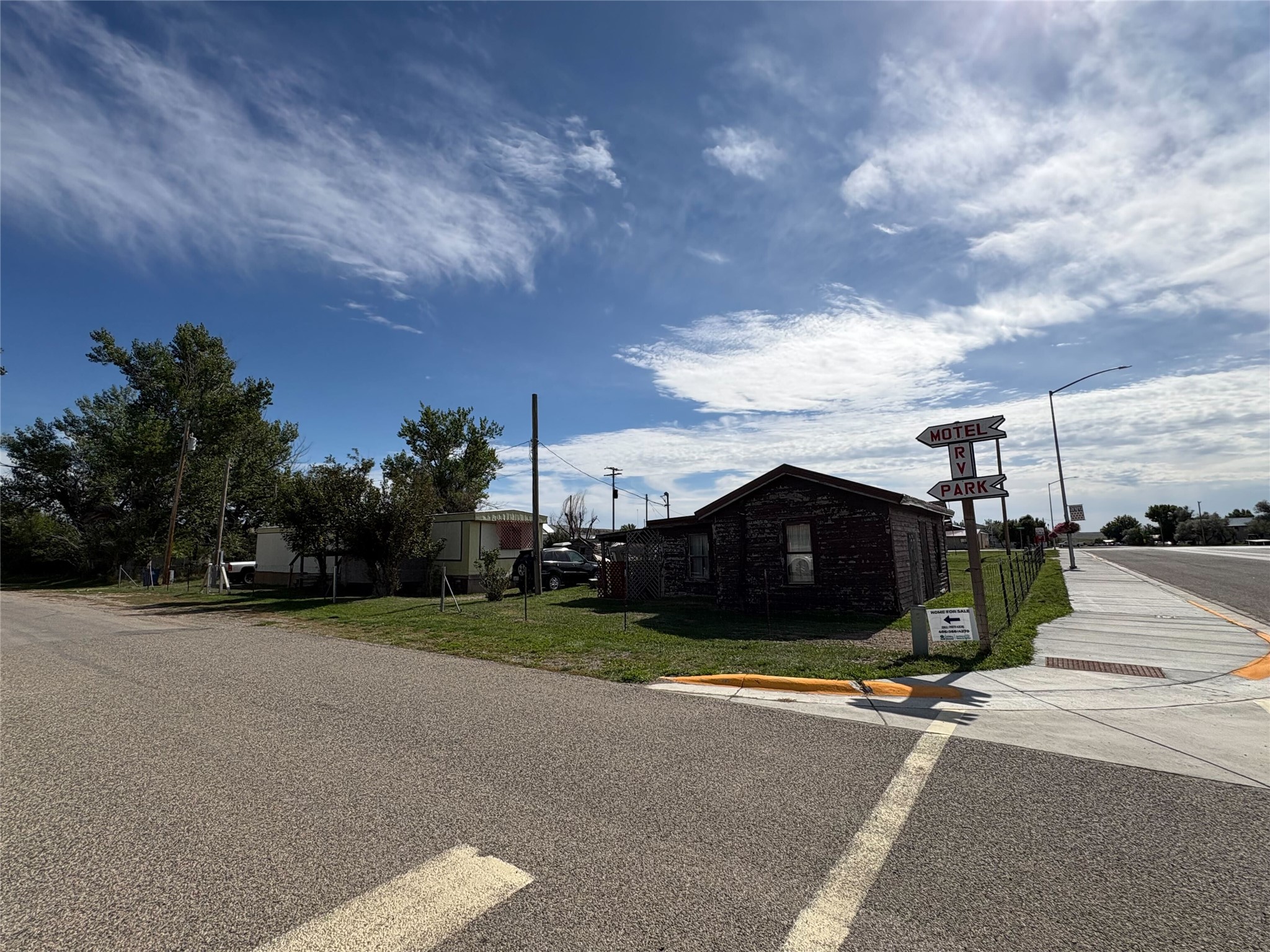 105 E Wheeler Street Property Photo 13