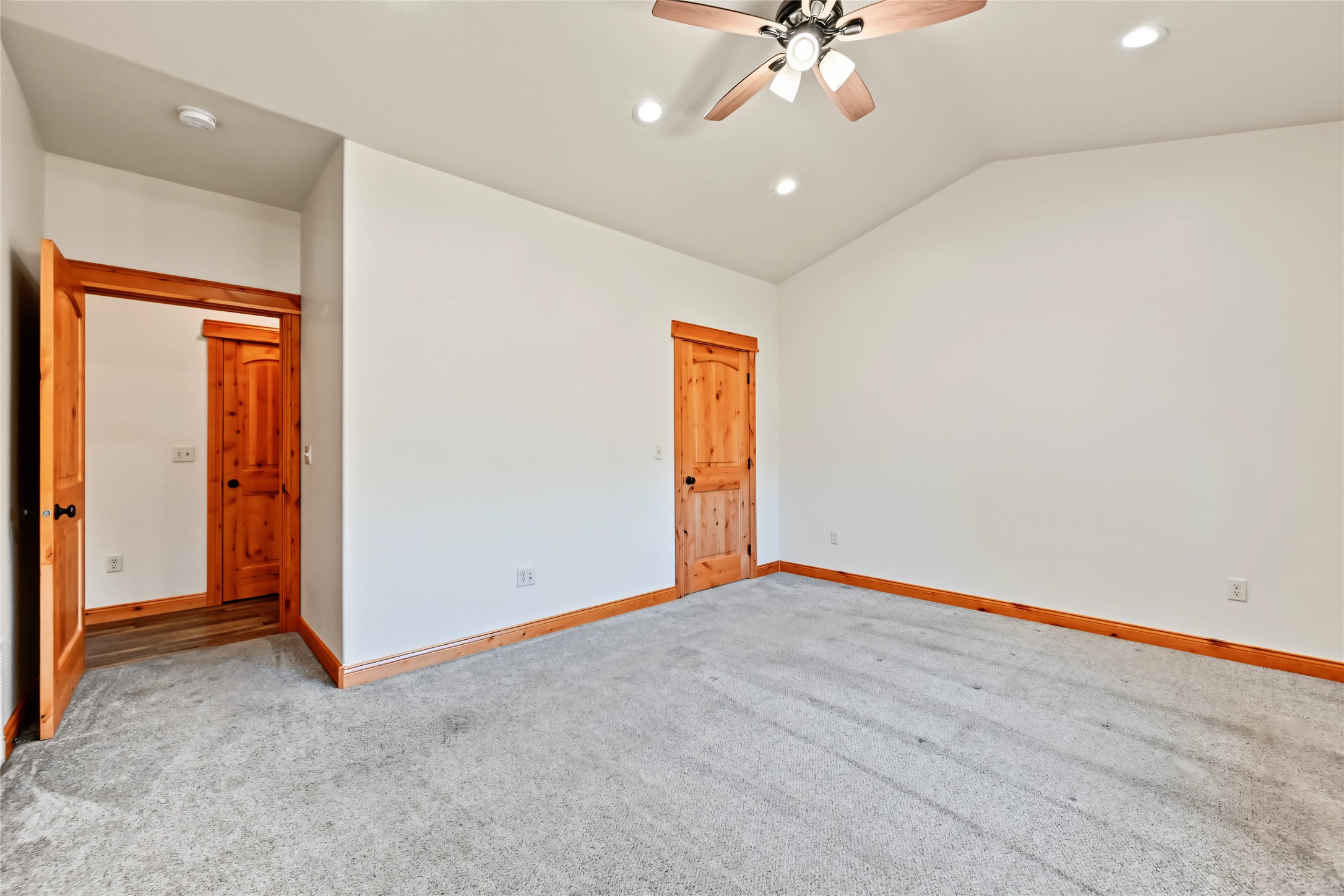324 E Meany Street Property Photo 13