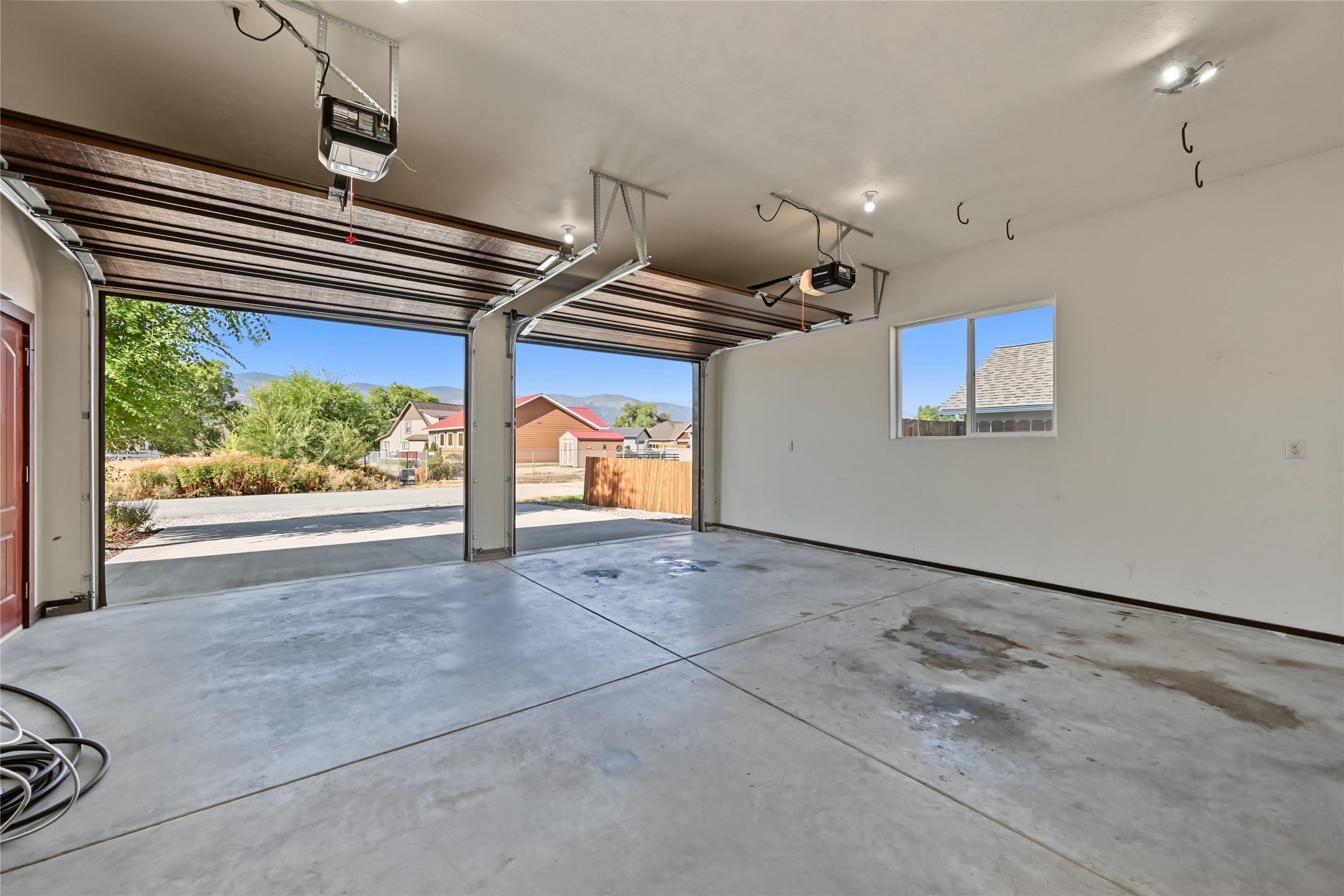 324 E Meany Street Property Photo 28