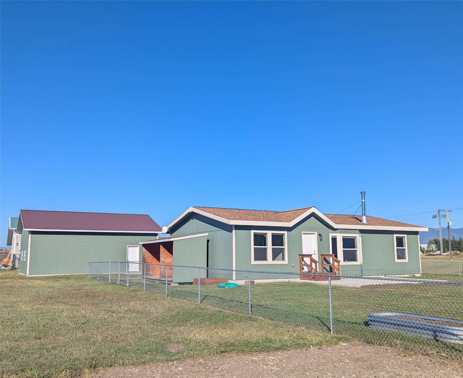 845 Berne Road Property Photo 1