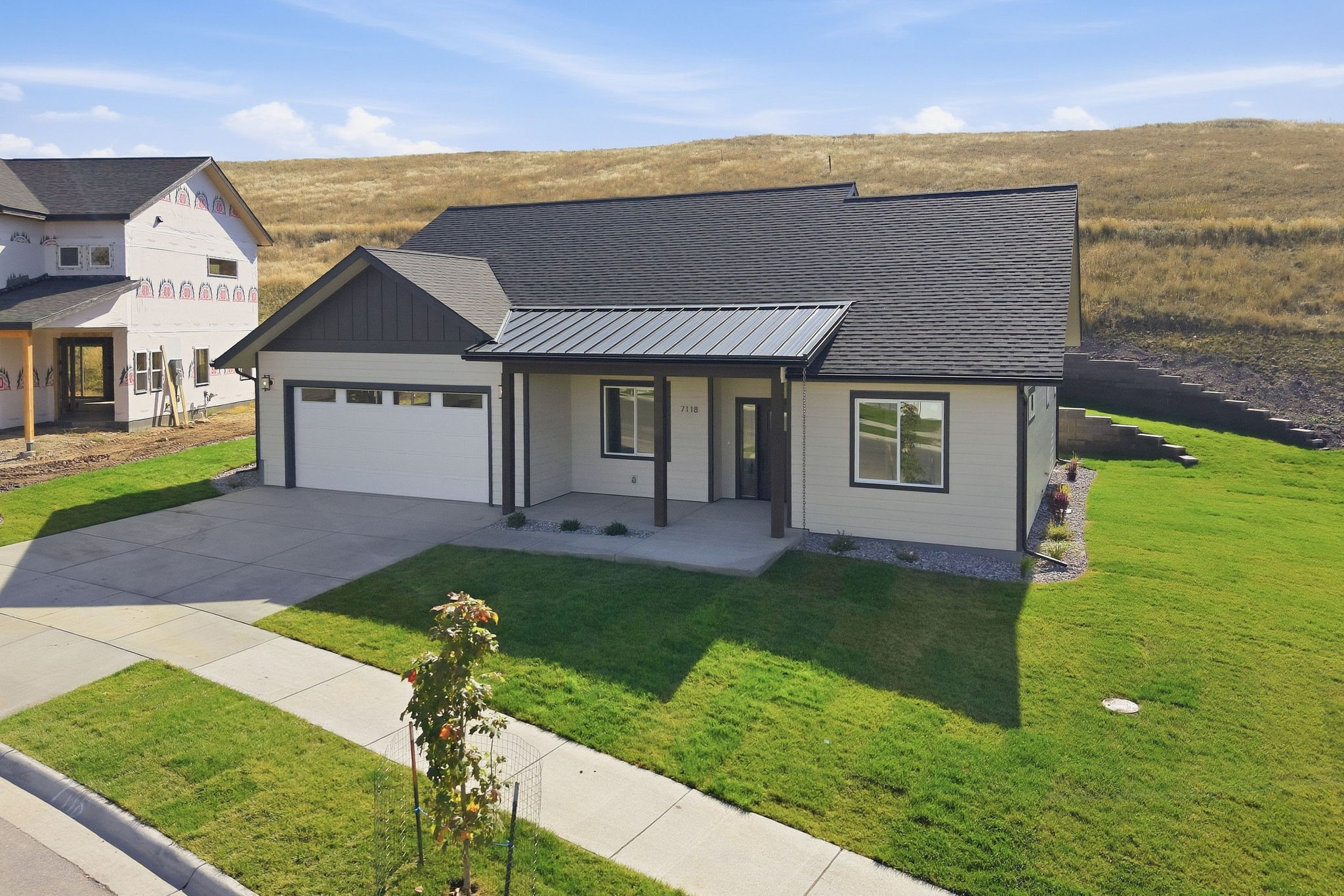 7118 Helenka Rose Drive Property Photo 1