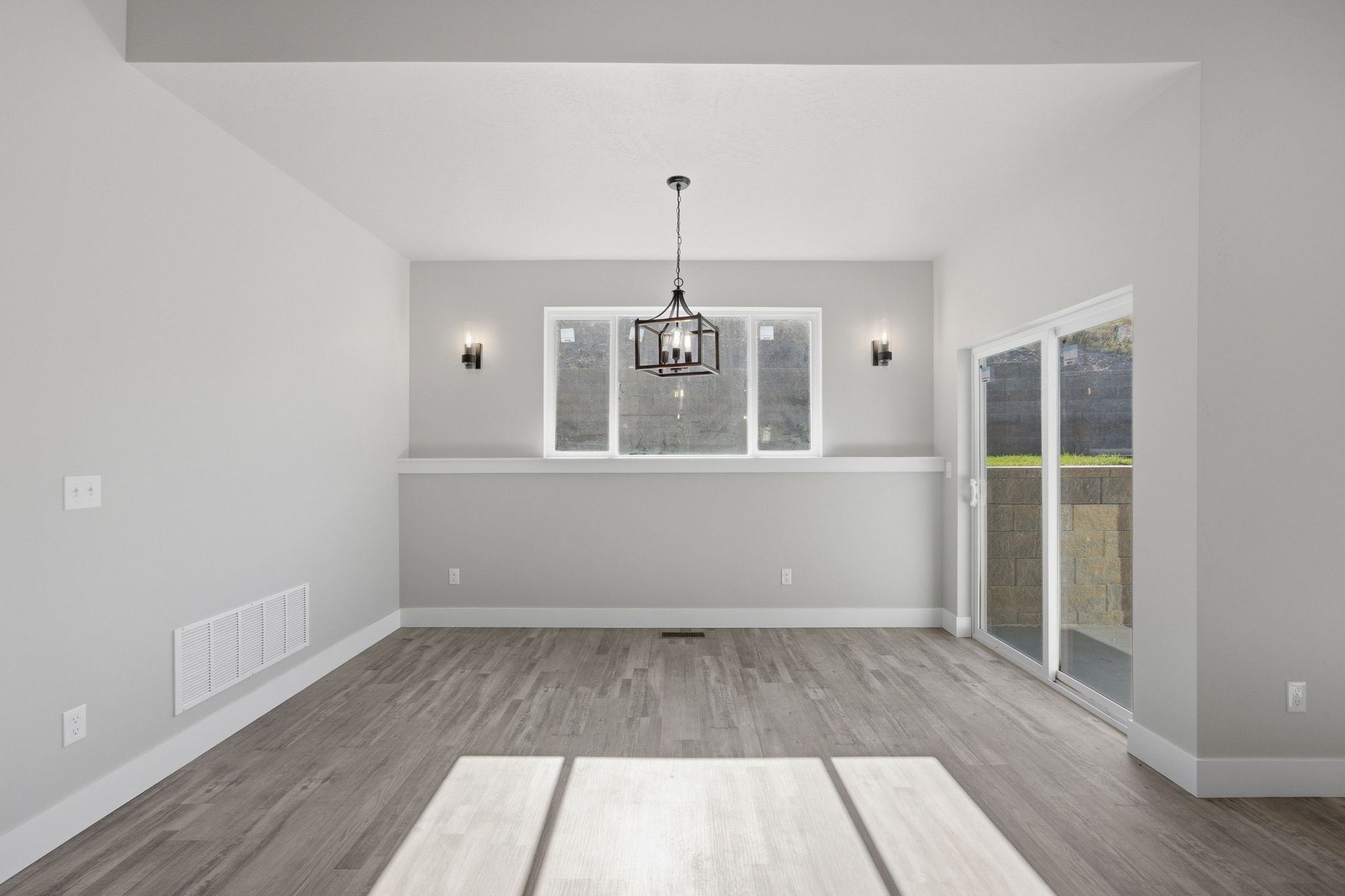 7118 Helenka Rose Drive Property Photo 13