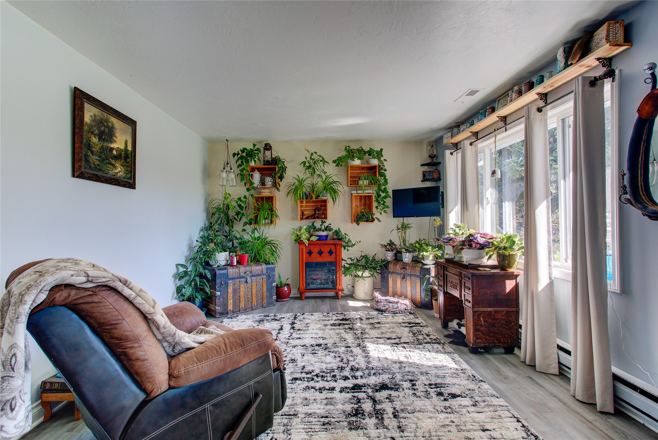 3710 E Riggs Street Property Photo 3