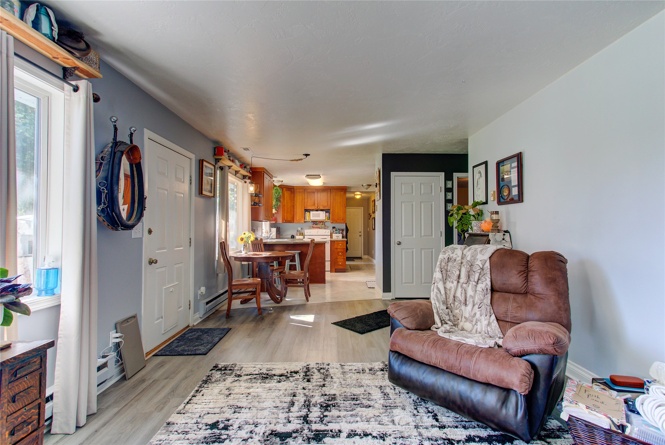 3710 E Riggs Street Property Photo 4