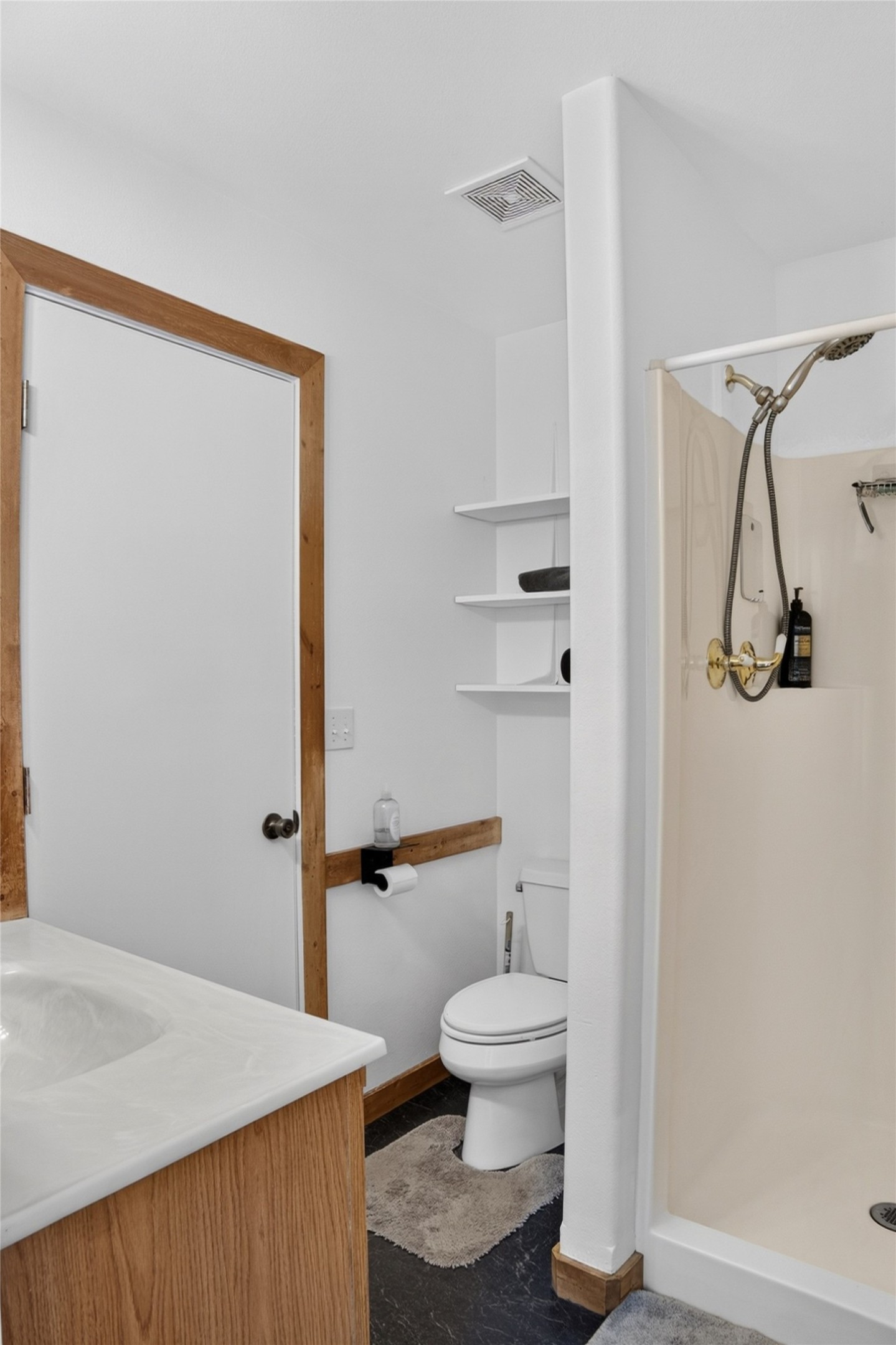 131 Hummingbird Lane Property Photo 7