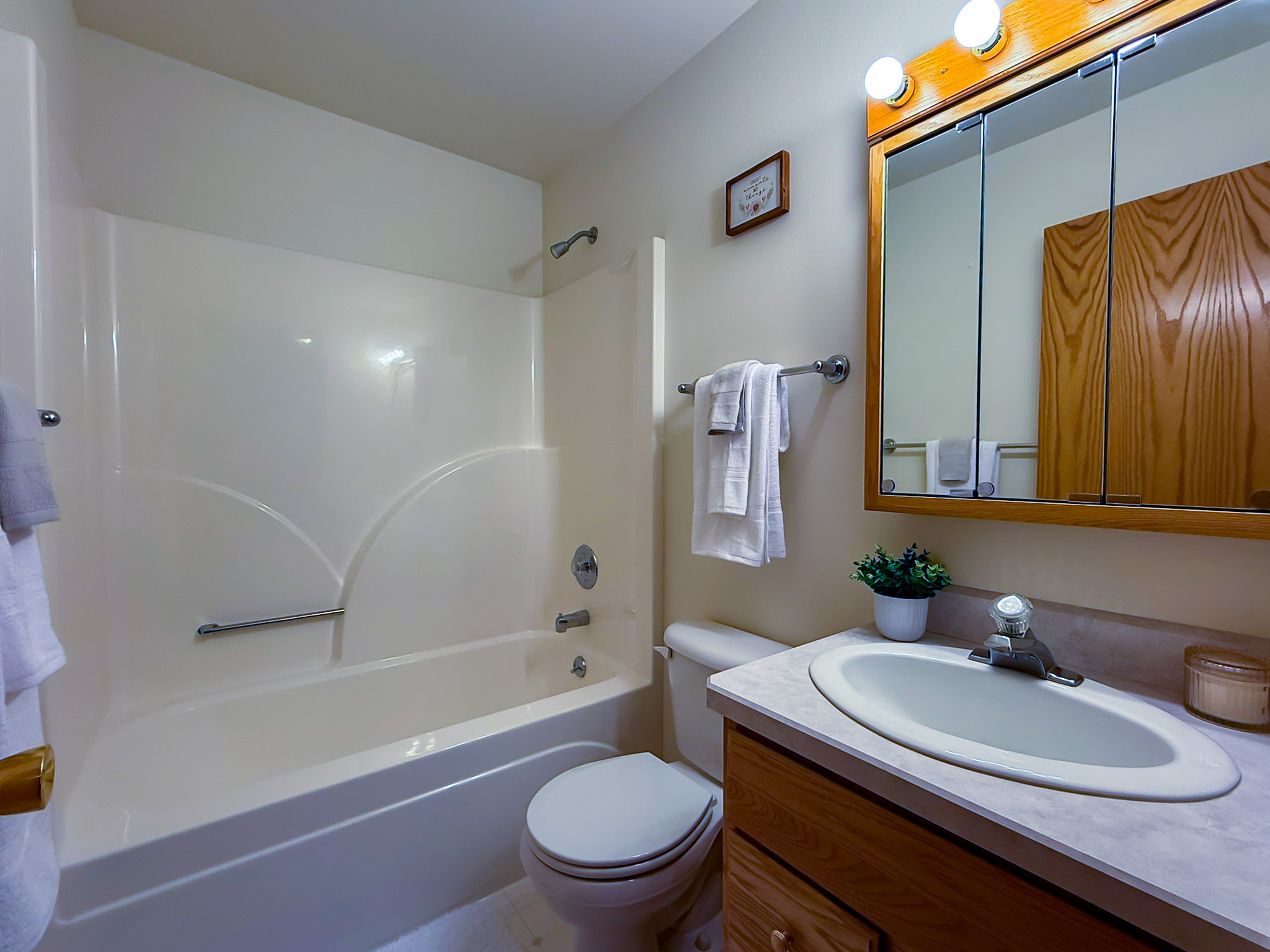 3204 Arbor Way 2-2 Property Photo 6