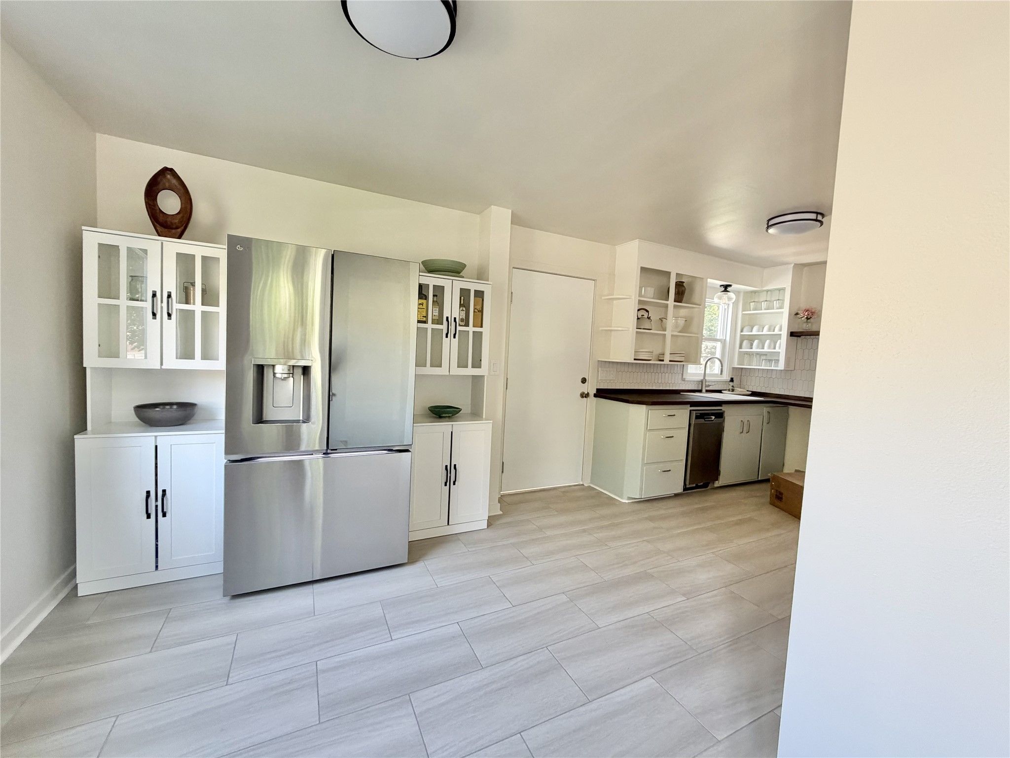 612 Sommers Street Property Photo 4