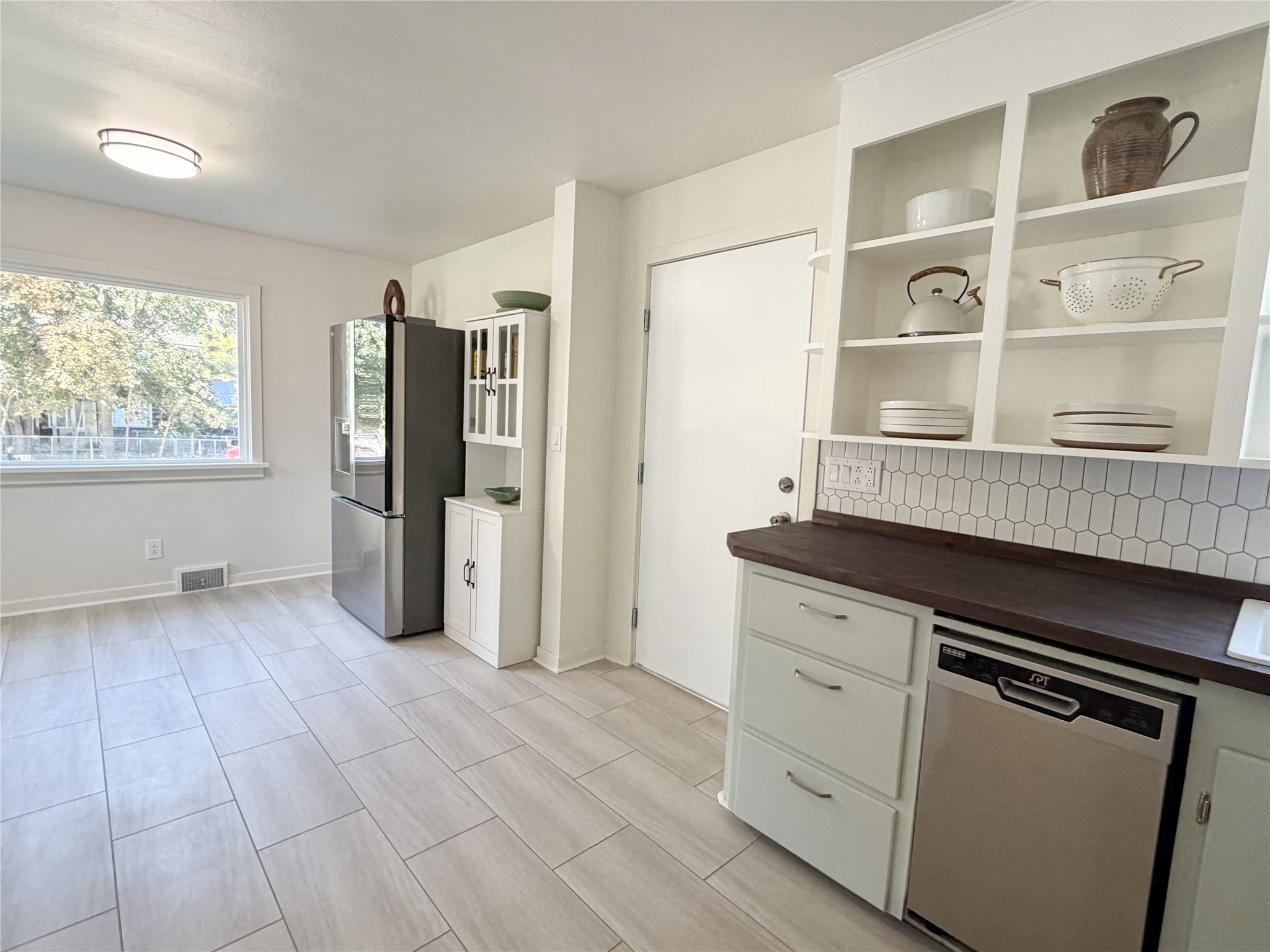 612 Sommers Street Property Photo 17