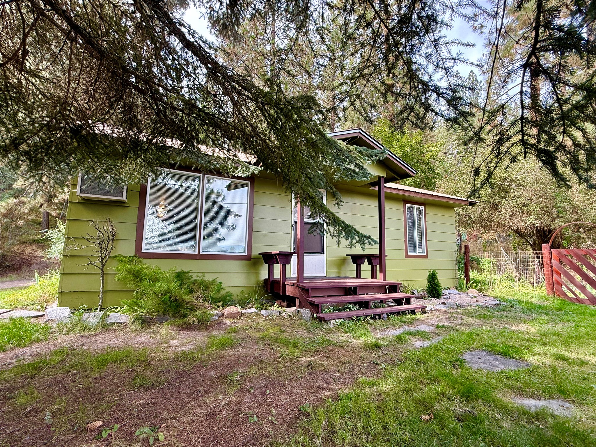 251 River Road W Property Photo 27