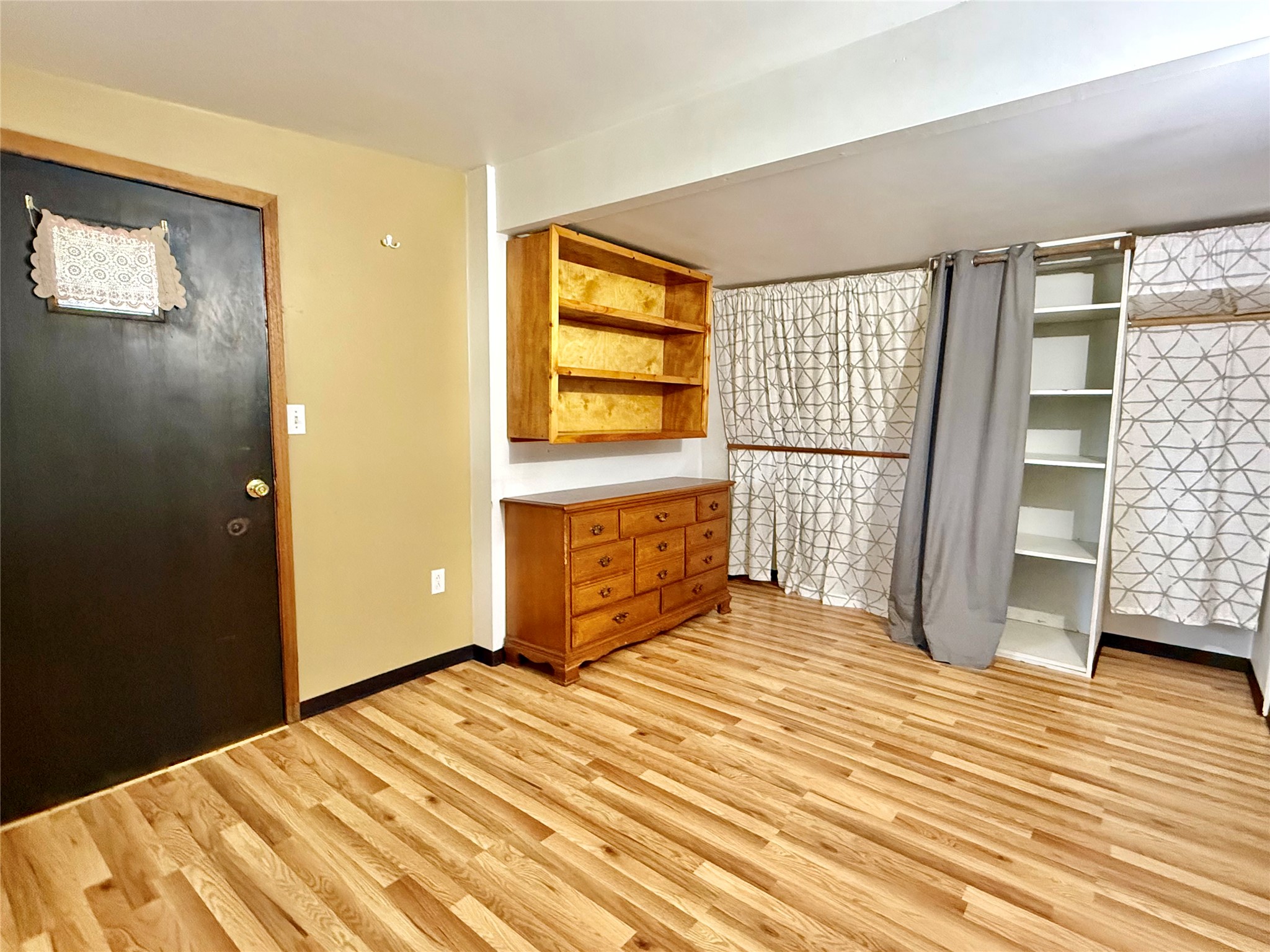 251 River Road W Property Photo 37