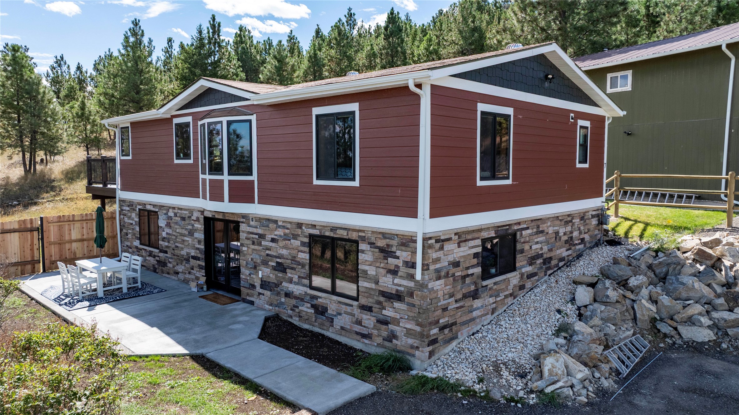 7 Leprechaun Lane Property Photo 1
