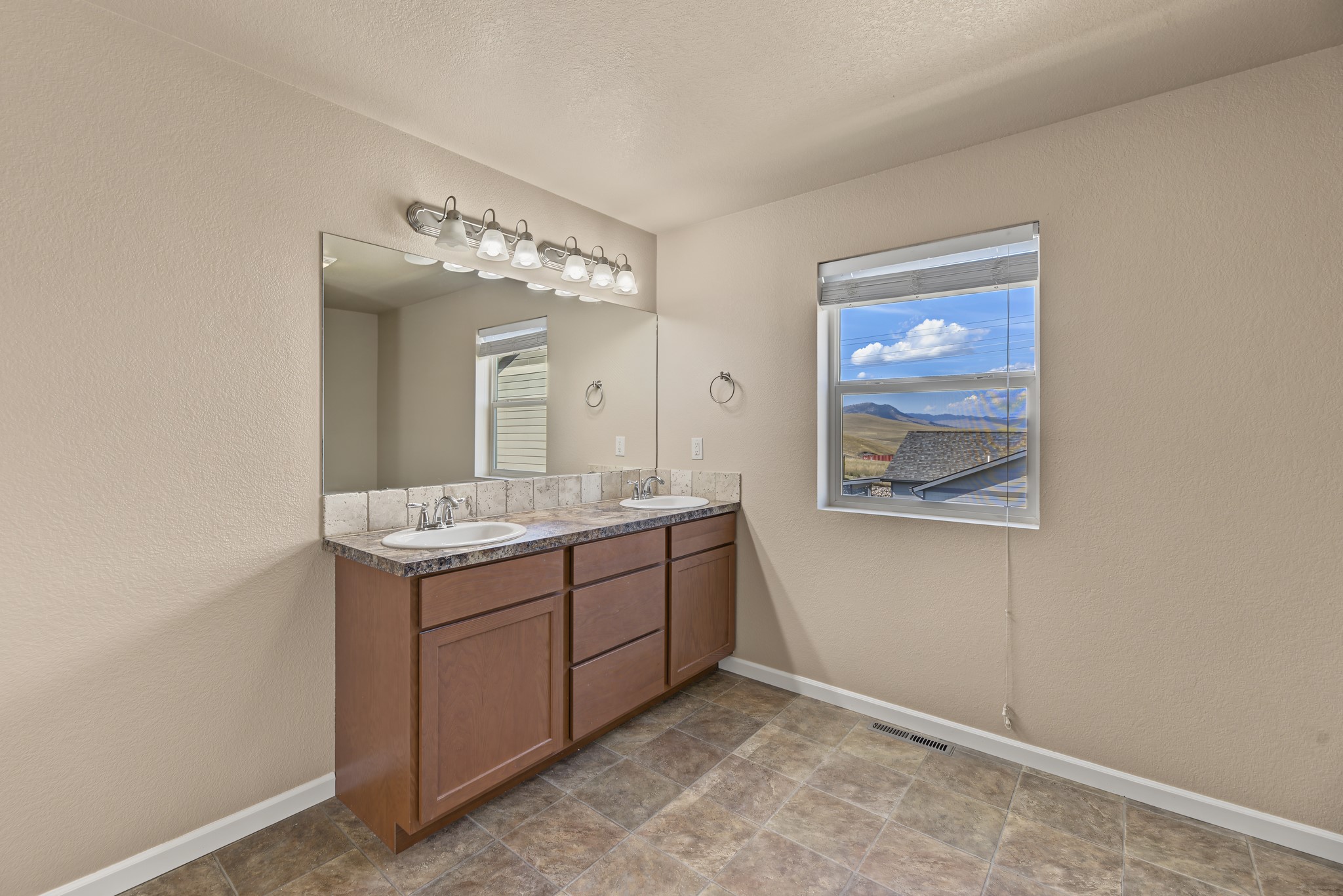 2751 Ryland Avenue Property Photo 30