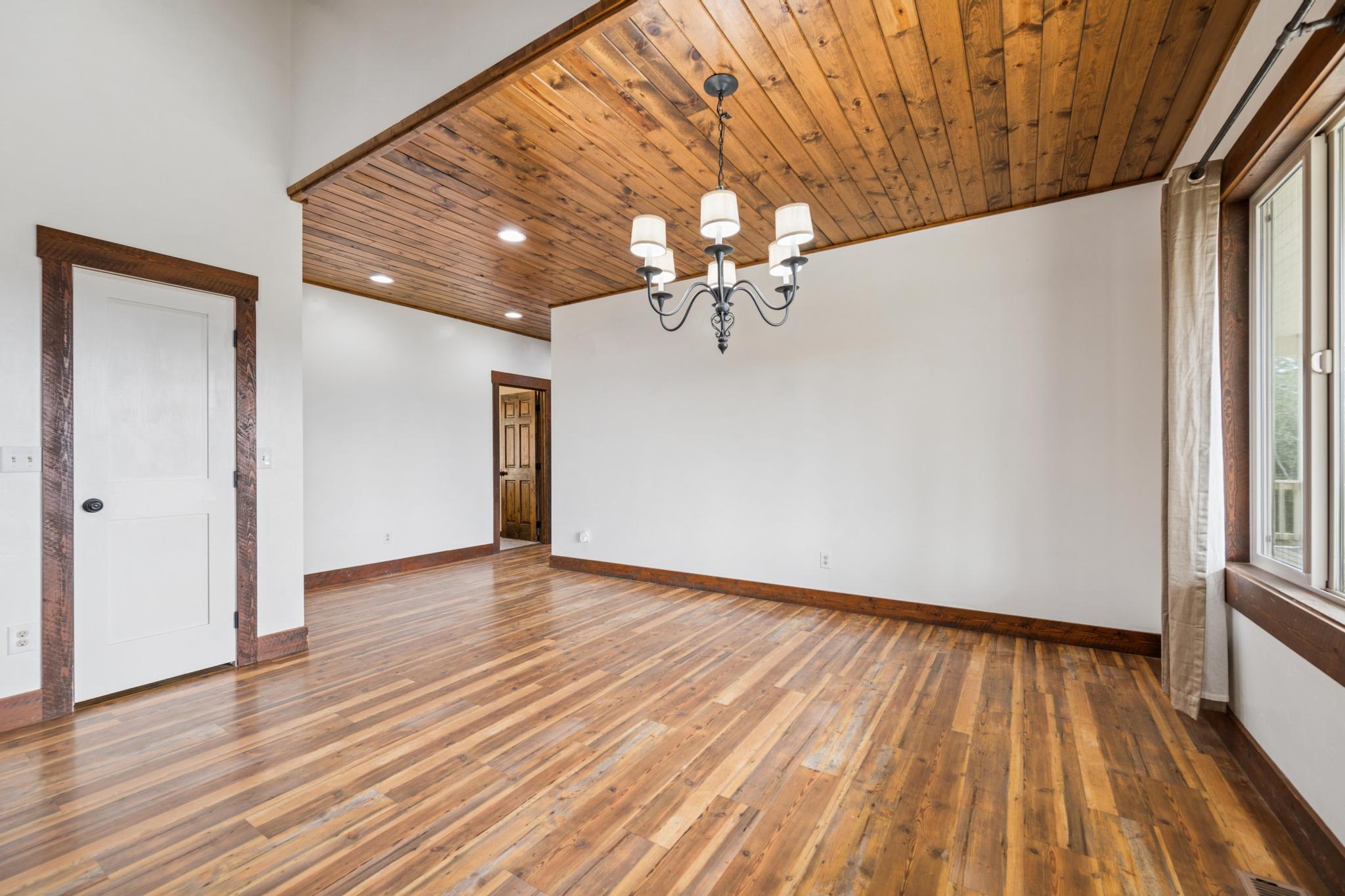 20689 Bower Lane Property Photo 22