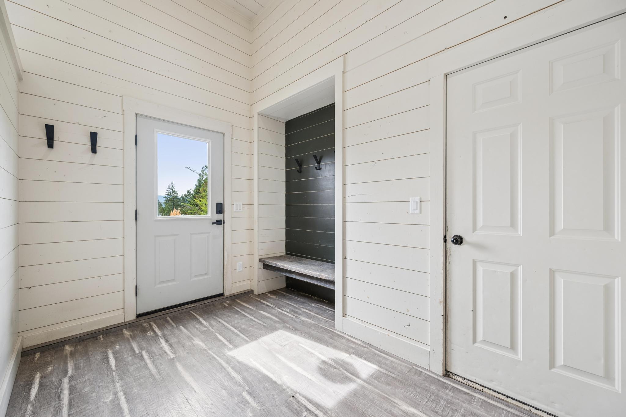 20689 Bower Lane Property Photo 40