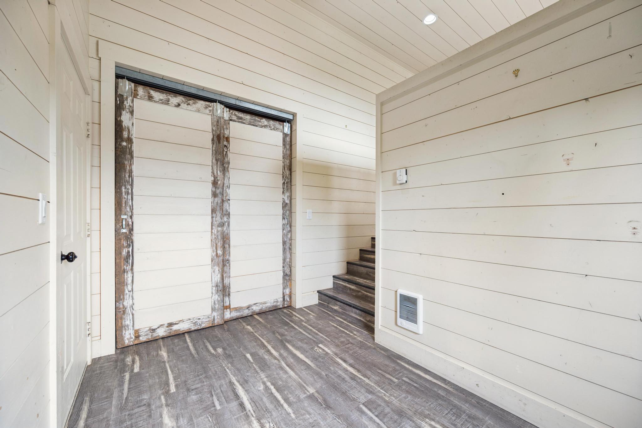 20689 Bower Lane Property Photo 41
